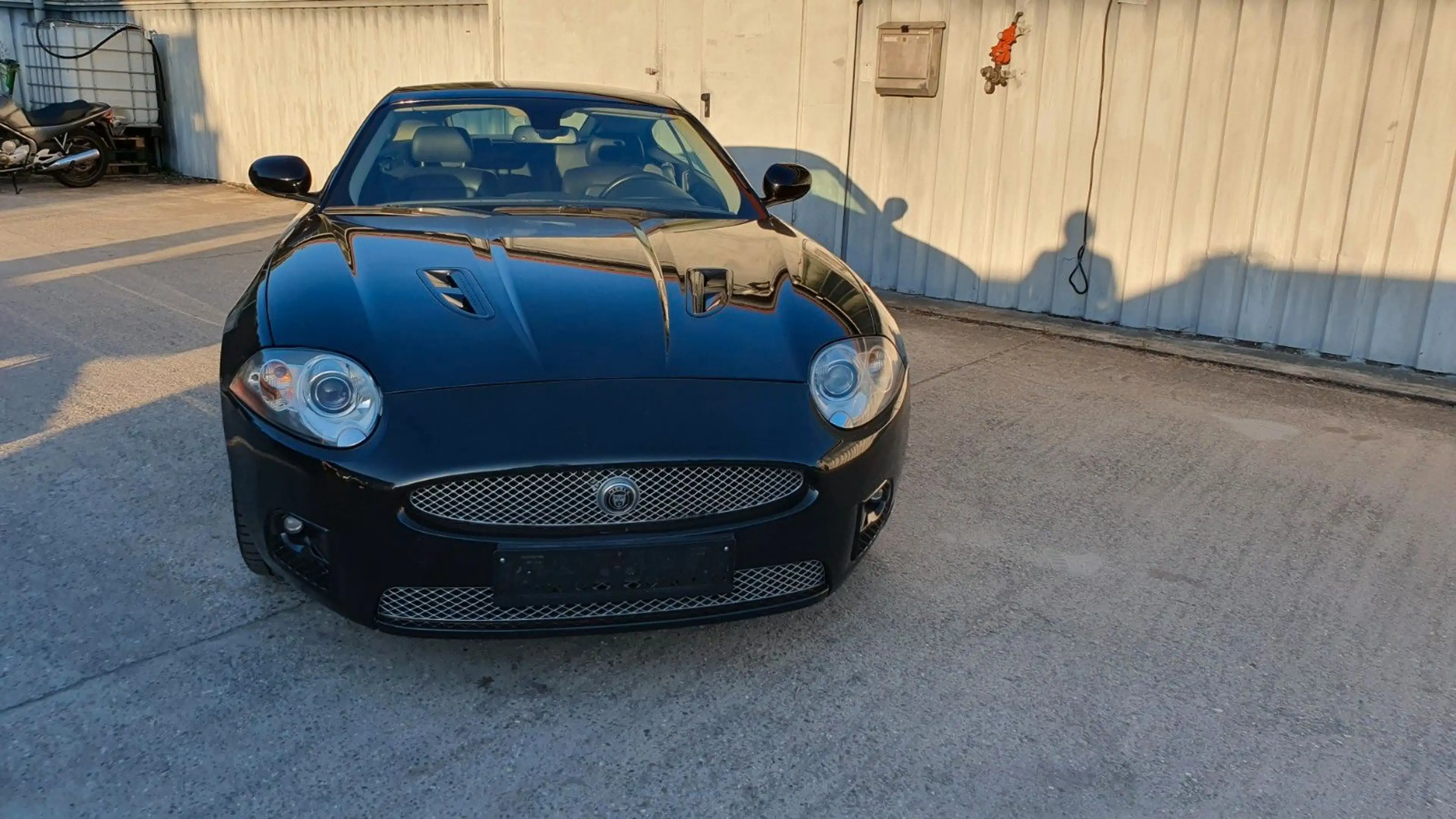 Jaguar XK Coupe /  4.2 XKR Coupe,Navi,Automatik