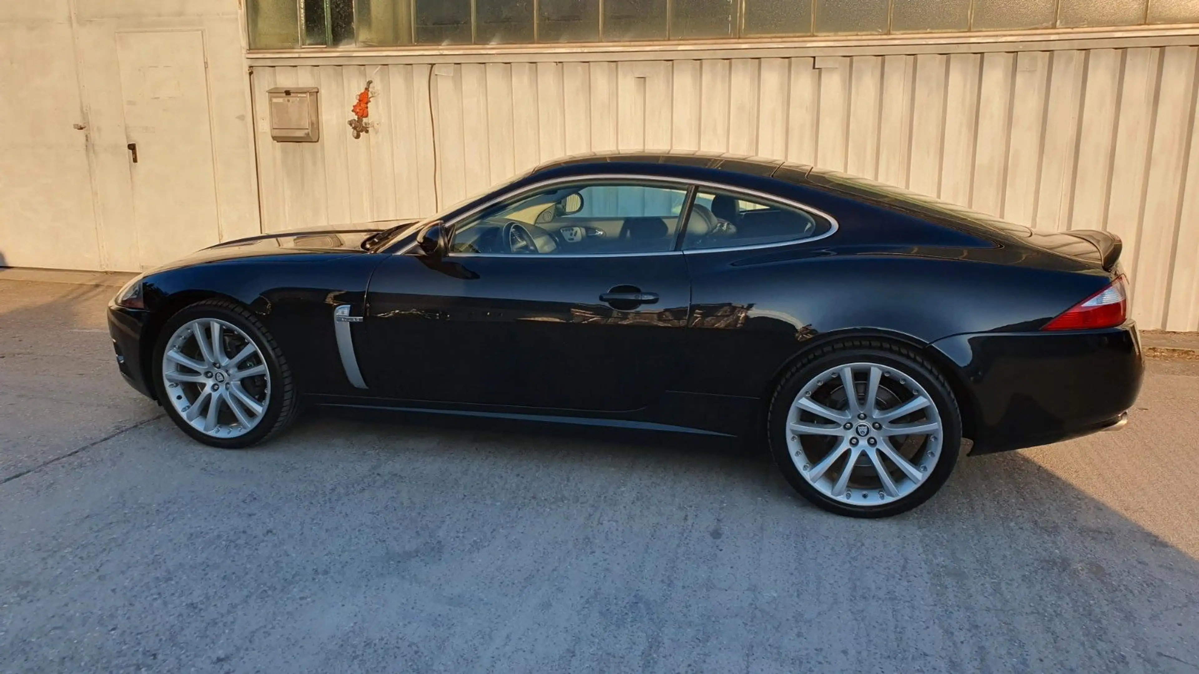 Jaguar XK Coupe /  4.2 XKR Coupe,Navi,Automatik — photo 3