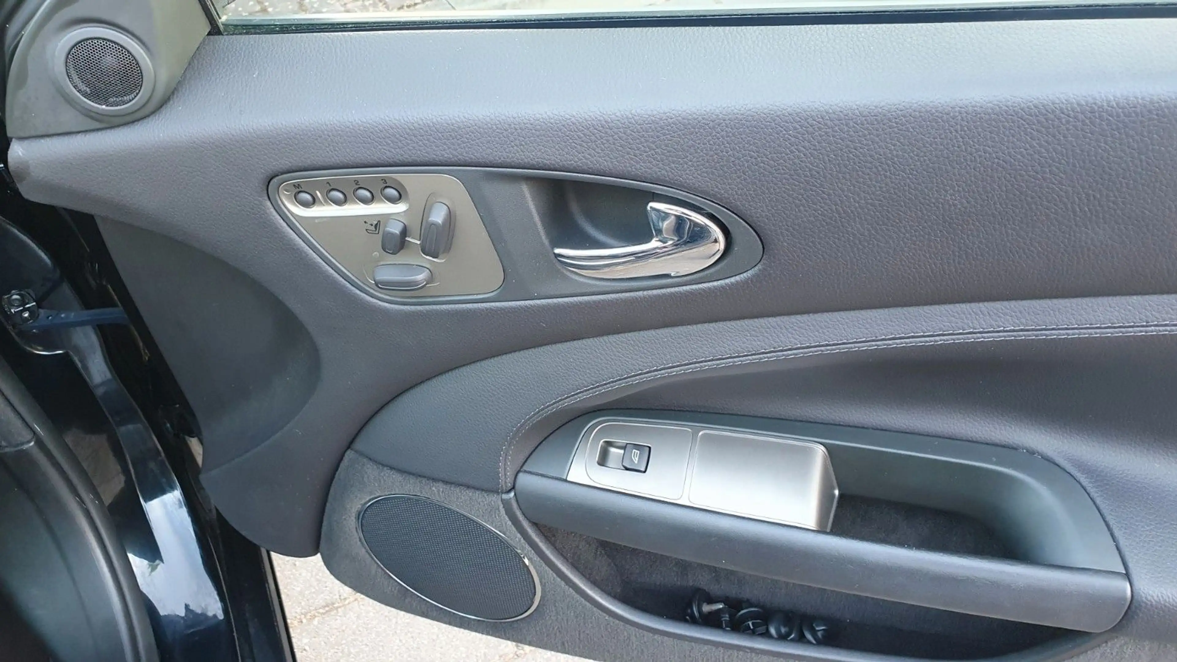 Jaguar XK Coupe /  4.2 XKR Coupe,Navi,Automatik — photo 8