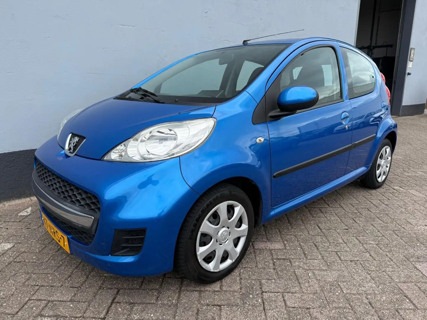 Peugeot 107 1.0-12V XS 5-Deurs Automaat - Airco Bleu - 1