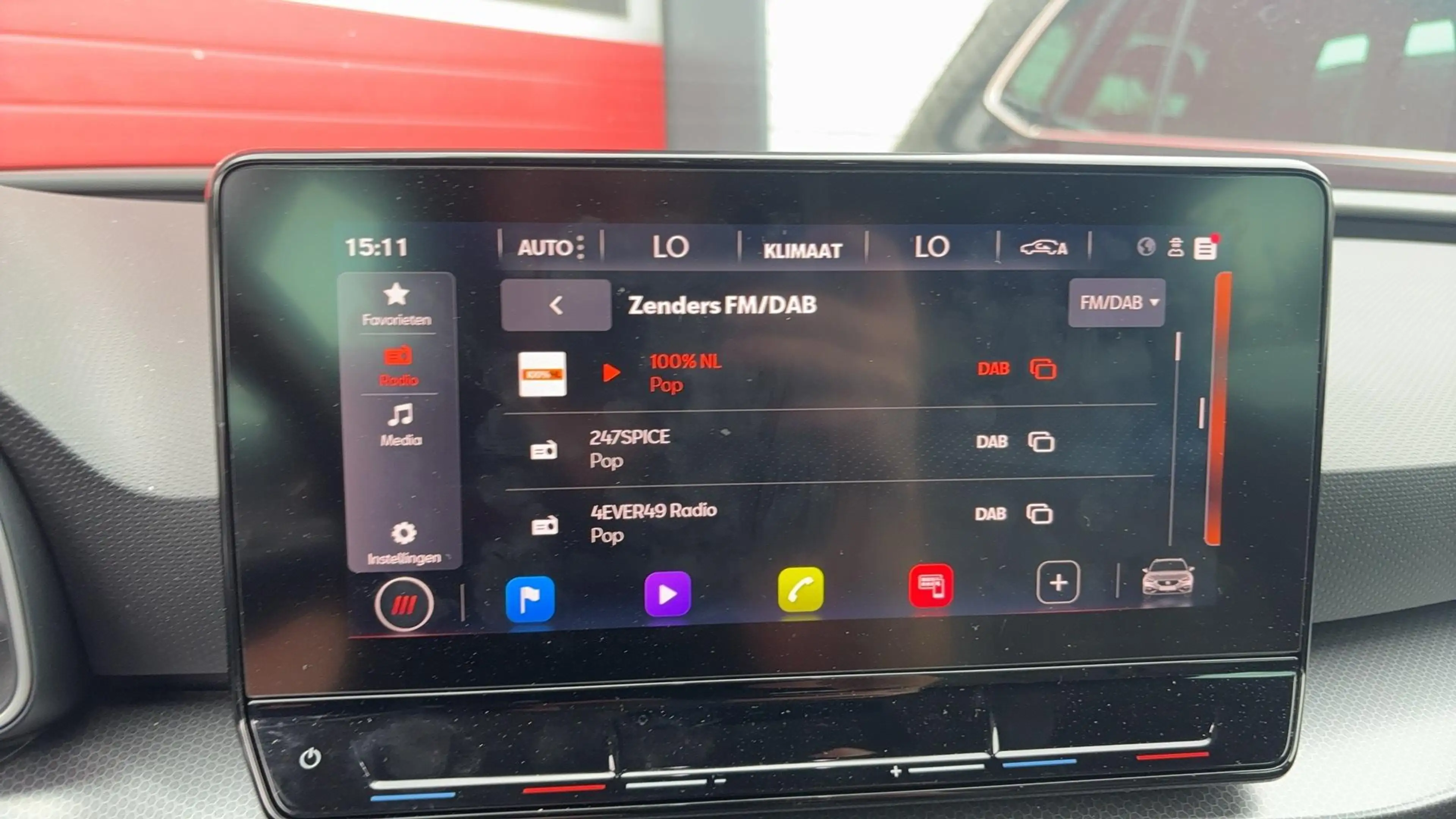 SEAT Leon Sportstourer 1.0 TSI Style Business Intense TREKHA — photo 11