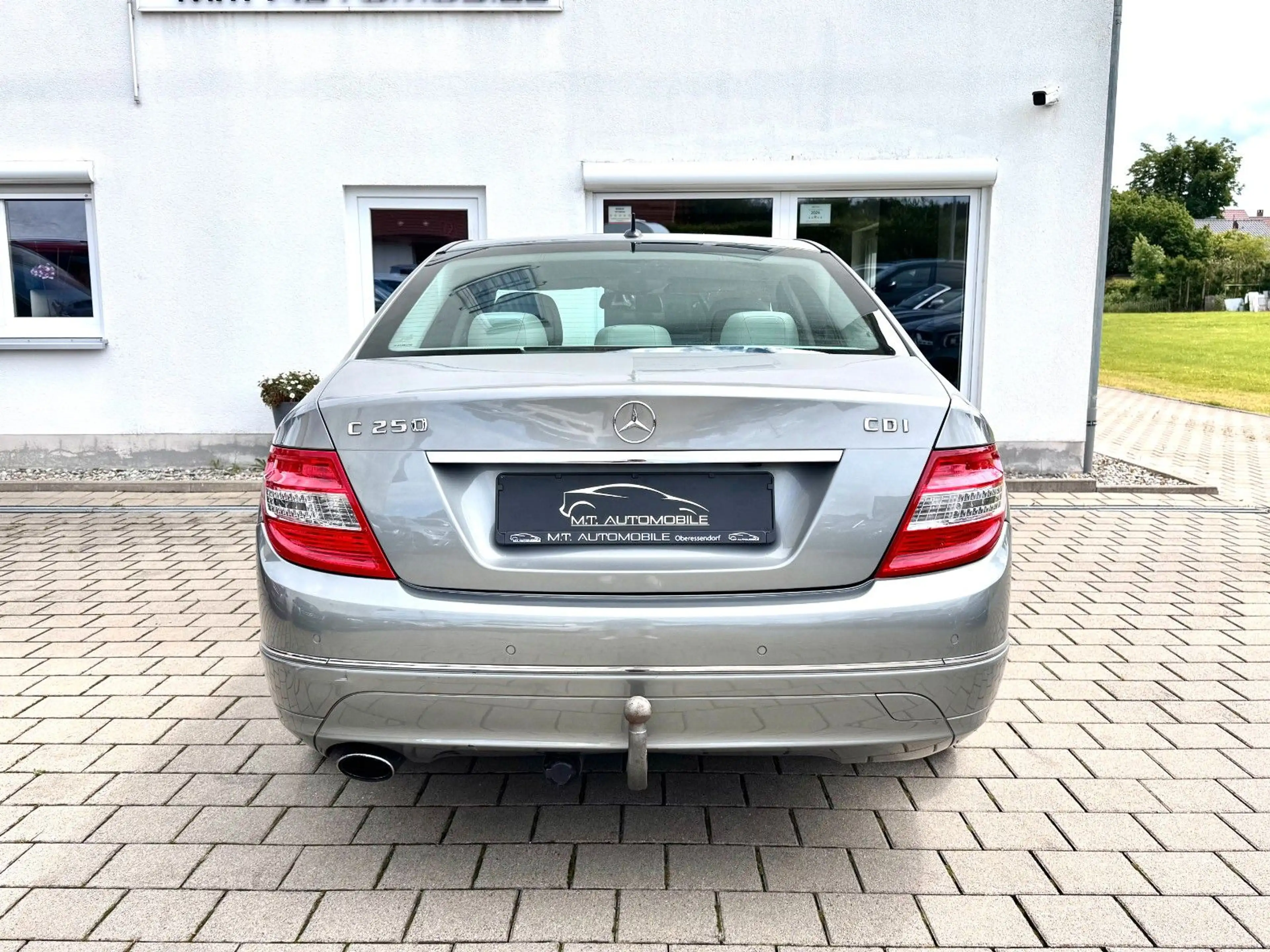 Mercedes-Benz C 250 *AVANTGARDE*AHK*TEMP*NAVI*PDC*KAMERA*KLIMA — photo 5