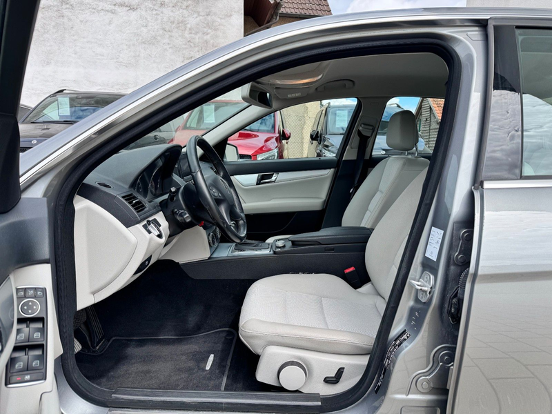 Mercedes-Benz C 250 *AVANTGARDE*AHK*TEMP*NAVI*PDC*KAMERA*KLIMA — photo 8