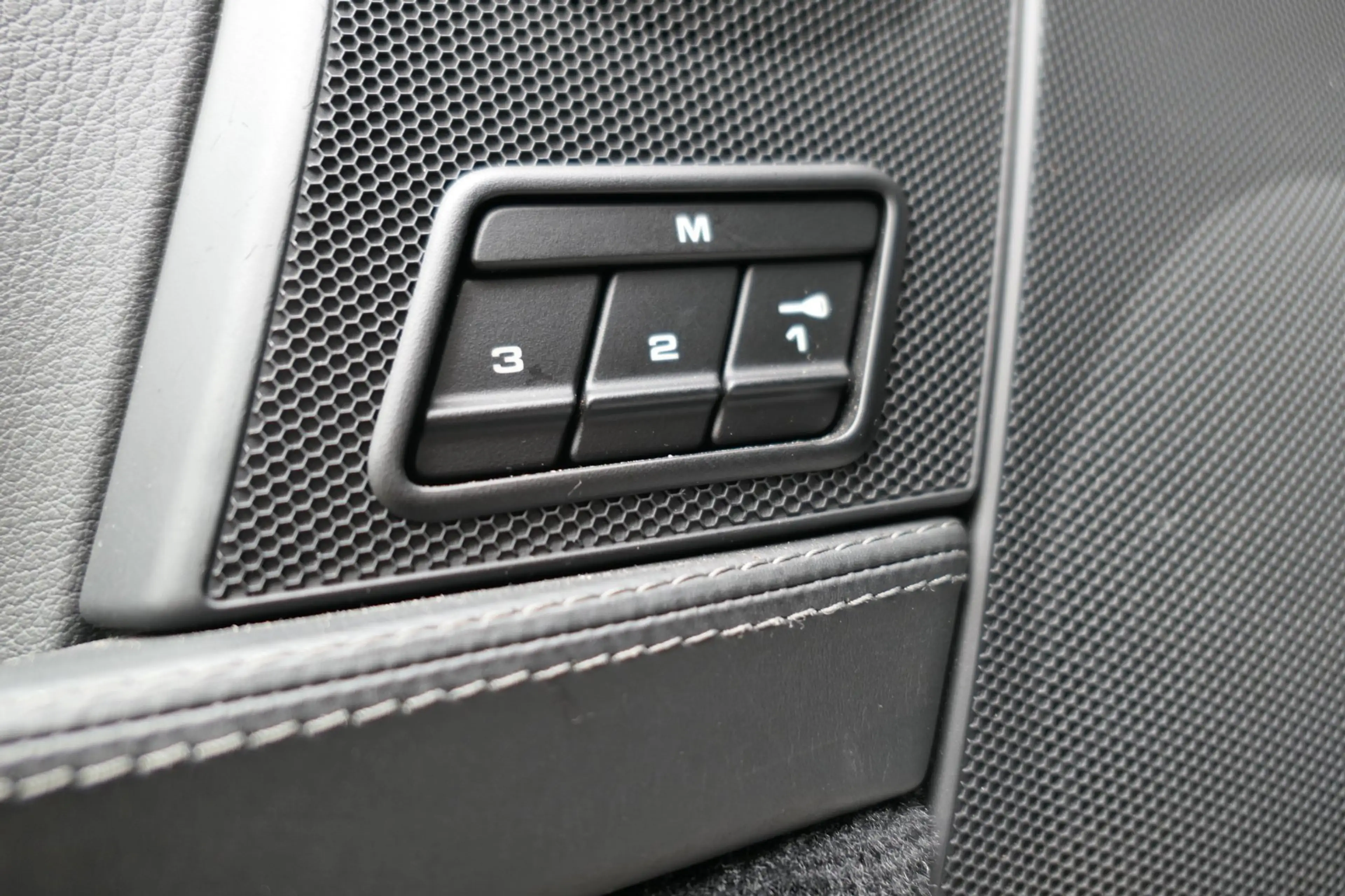 Porsche Cayman S 3.4 Tiptronic Youngtimer Bose Memory Stoelverwar — photo 8
