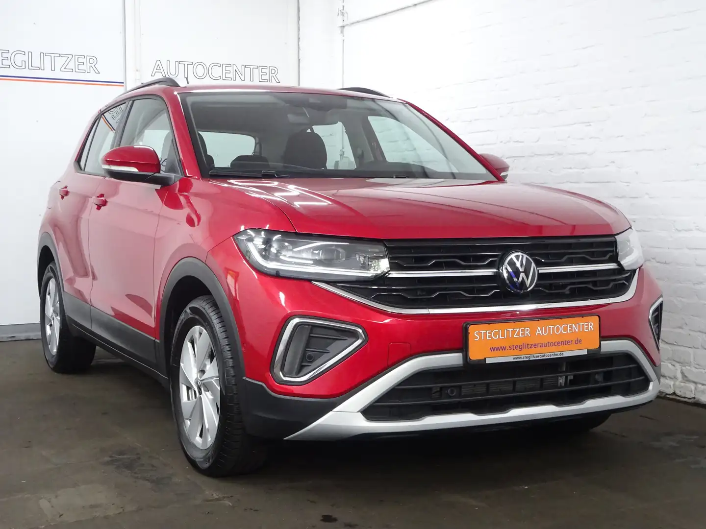 Volkswagen T-Cross 1.5 TSI ACT Life DSG ACC/Matrix/Kamera/Digital/TW Rood - 2