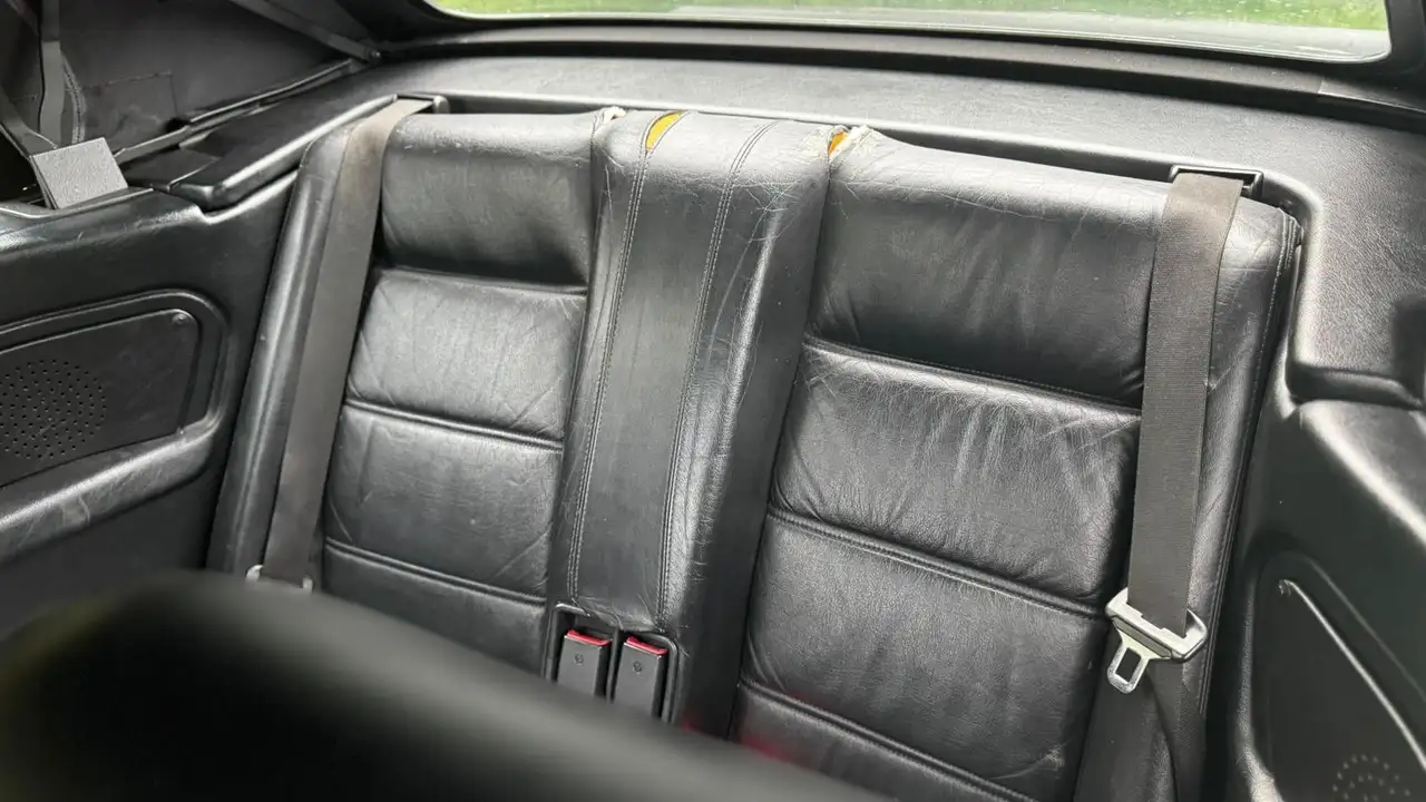 BMW 320i, foto 12