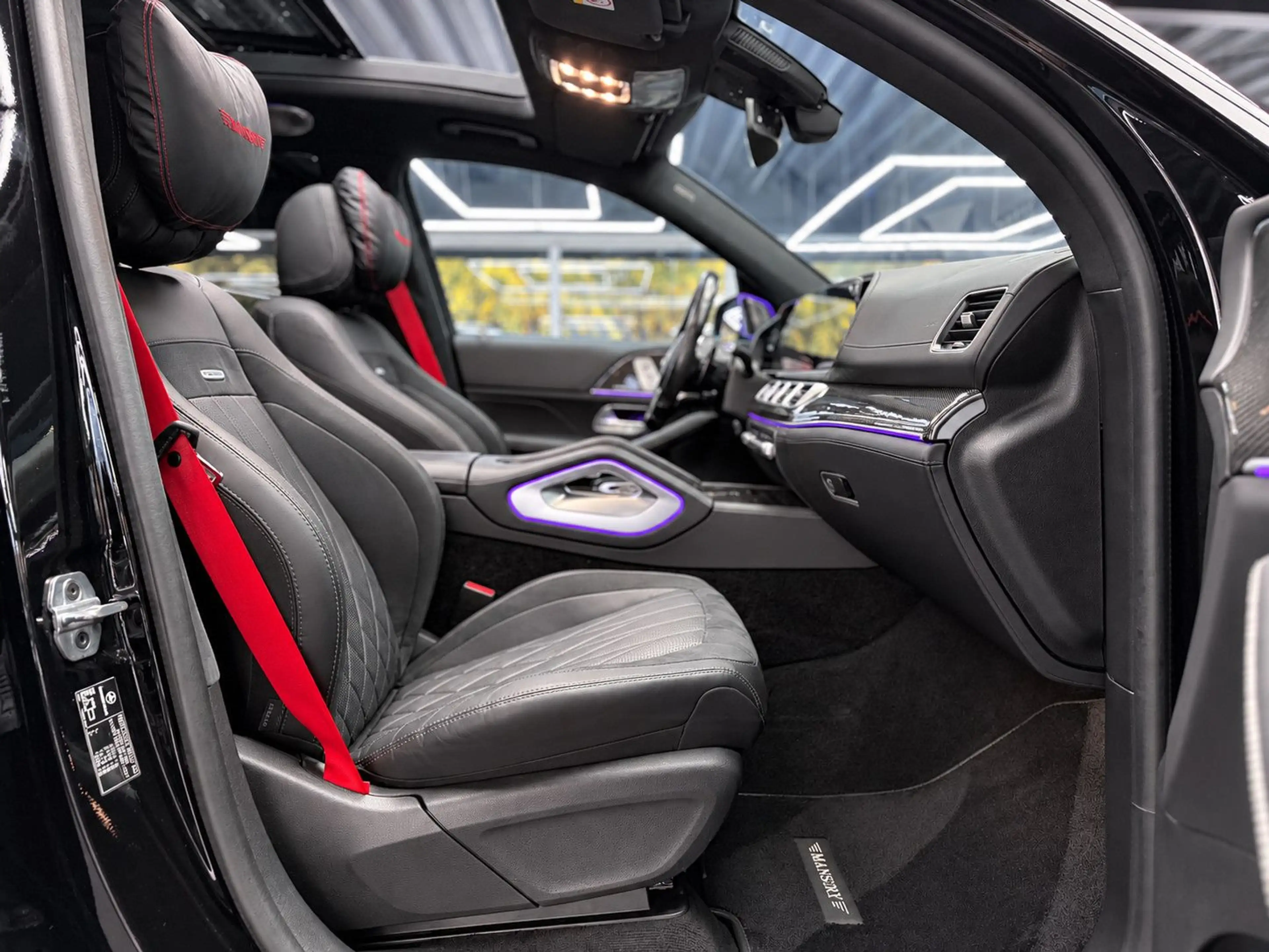 Mercedes-Benz GLS 63 AMG 4Matic+| MANSORY | PANO | 7SEATS | CARBON — photo 6