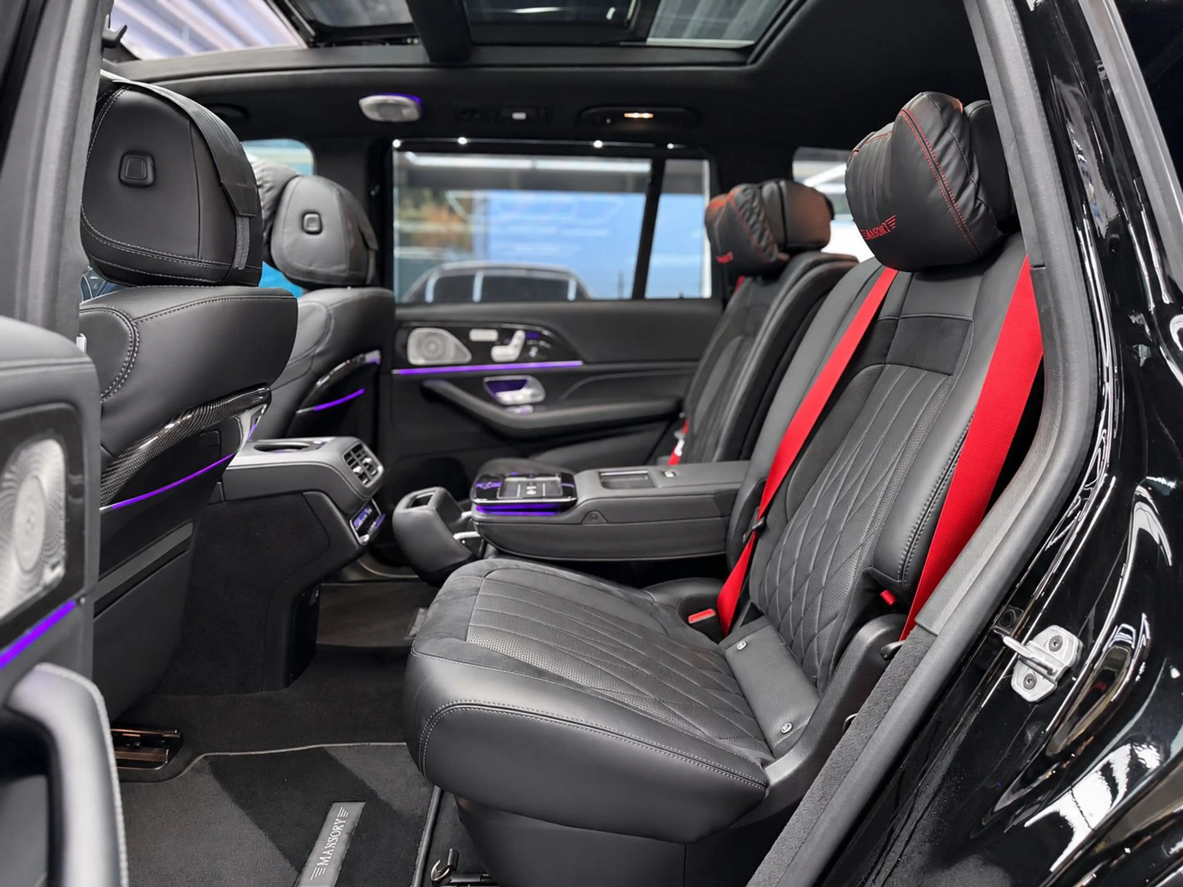 Mercedes-Benz GLS 63 AMG 4Matic+| MANSORY | PANO | 7SEATS | CARBON — photo 12