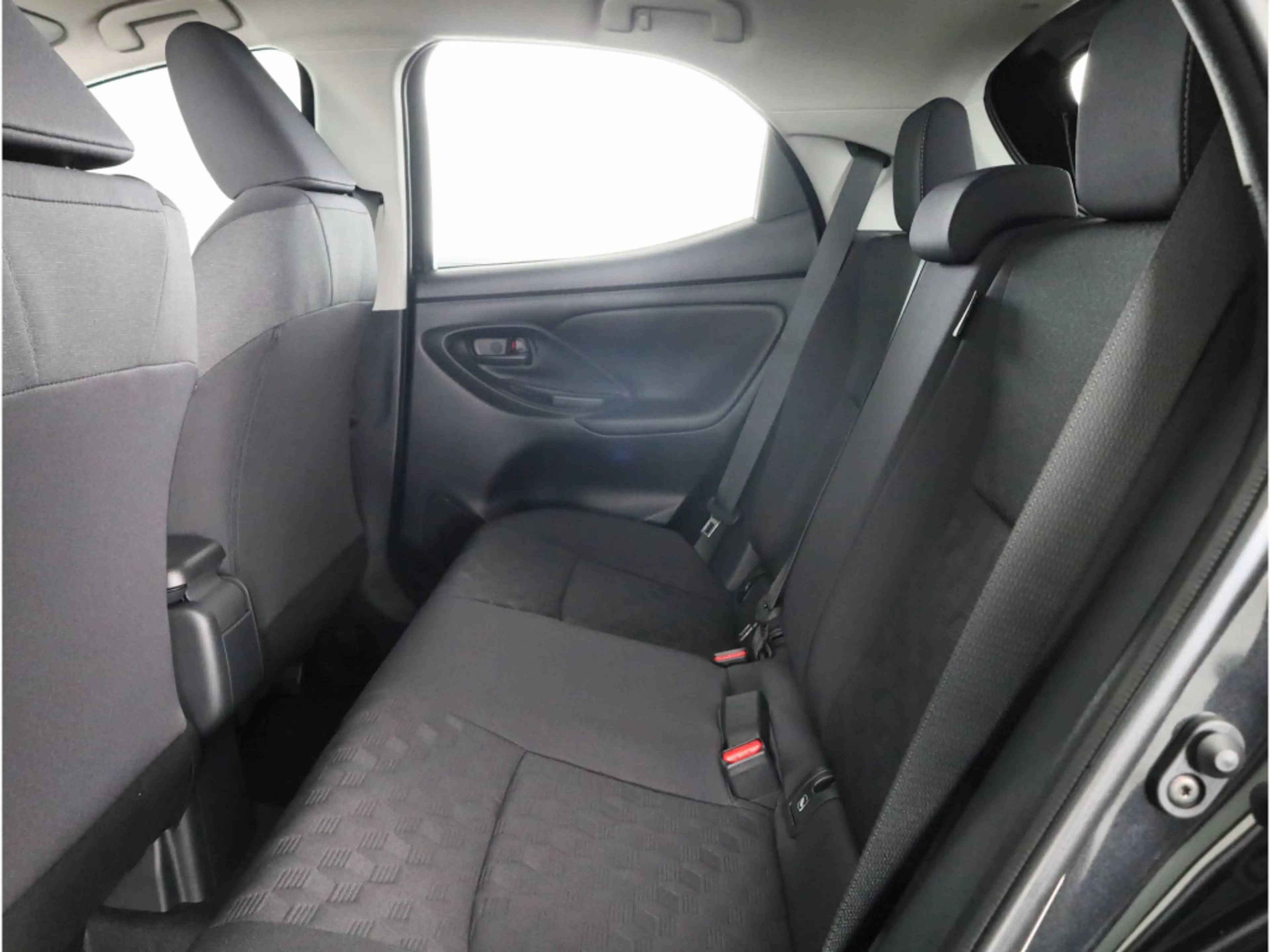 Toyota Yaris 1.5 Hybrid 115 Dynamic Actie — photo 12