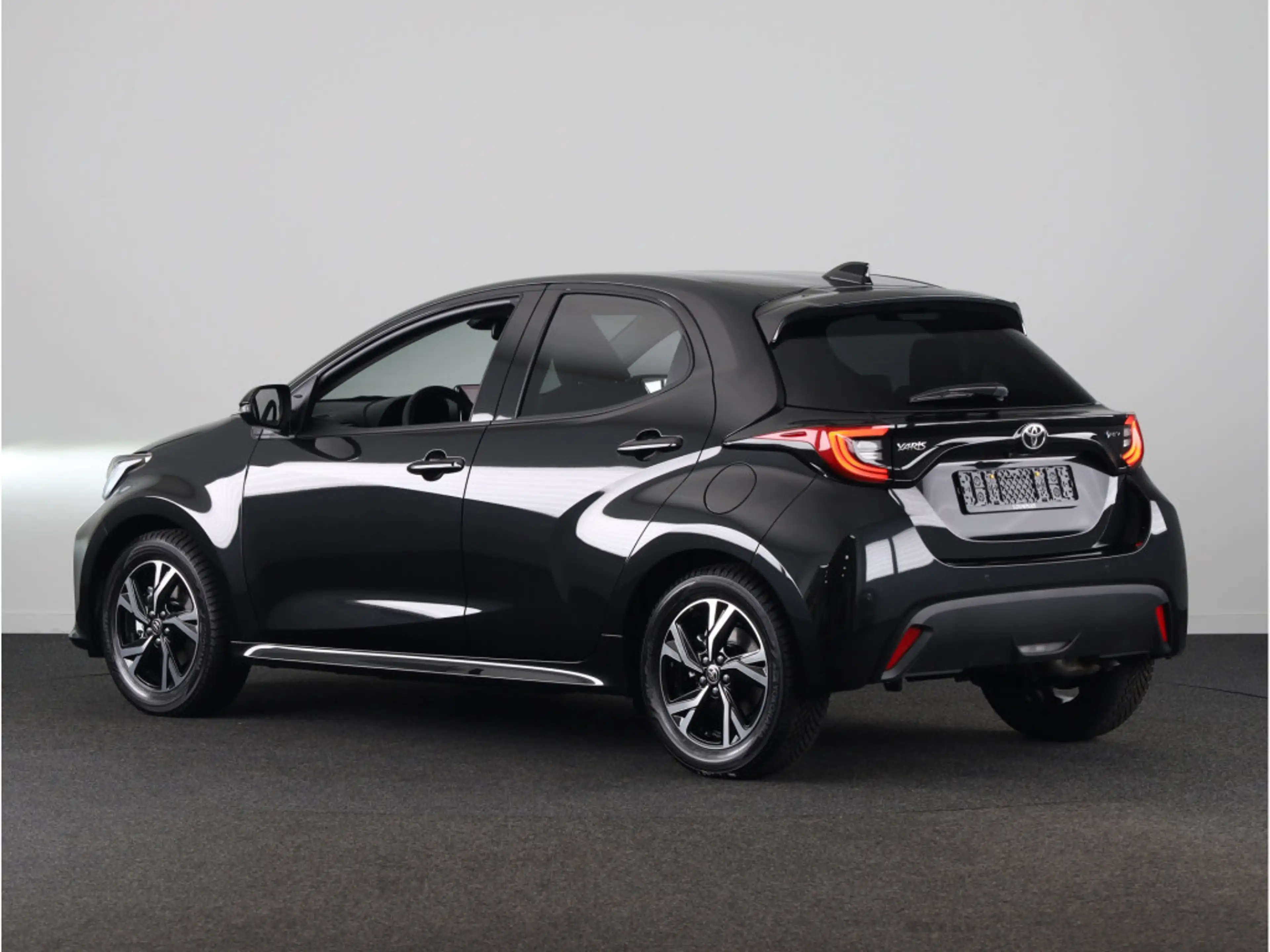 Toyota Yaris 1.5 Hybrid 115 Dynamic Actie — photo 10