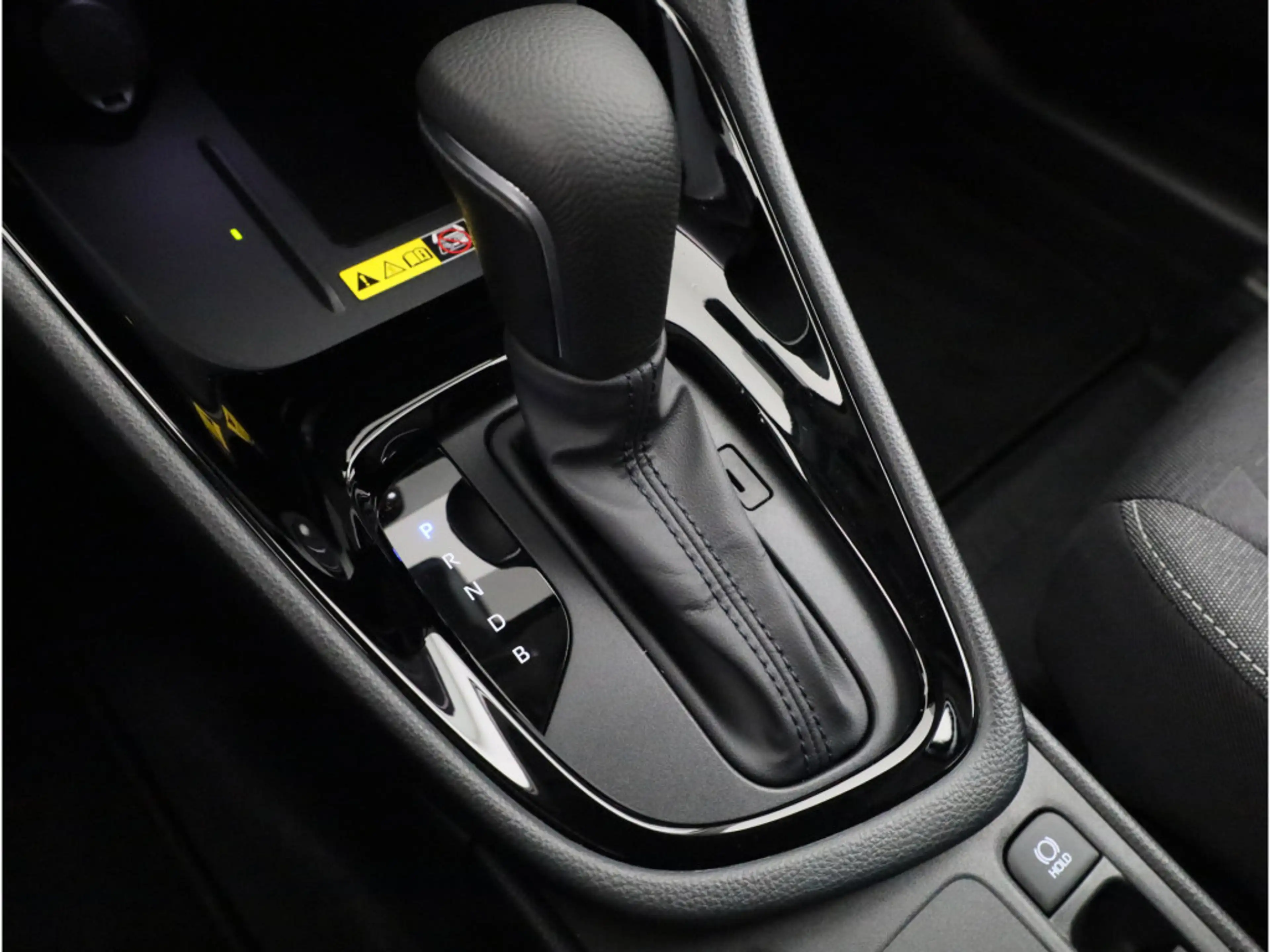 Toyota Yaris 1.5 Hybrid 115 Dynamic Actie — photo 6