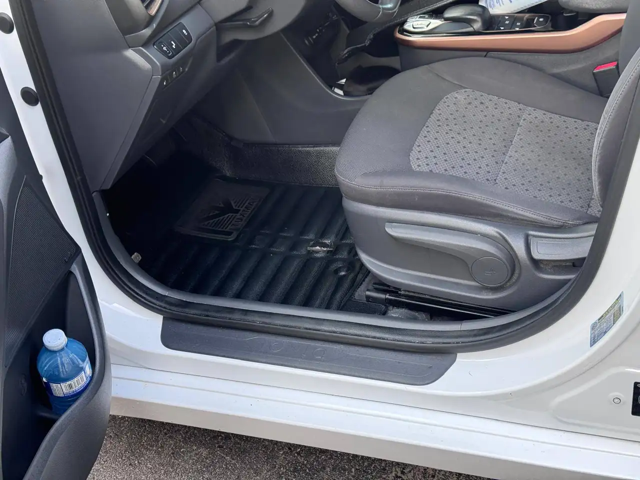 Hyundai IONIQ снимка Hyundai IONIQ