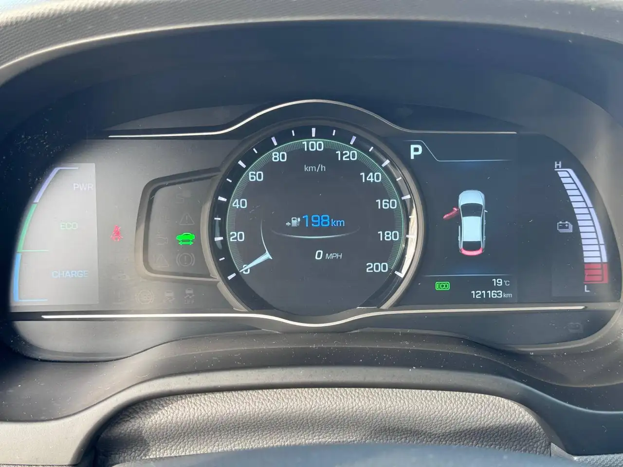 Hyundai IONIQ снимка Hyundai IONIQ
