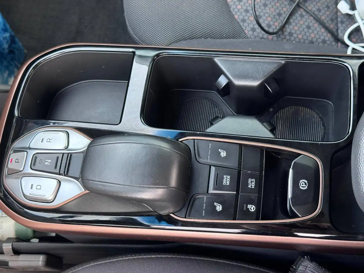 Hyundai IONIQ снимка Hyundai IONIQ