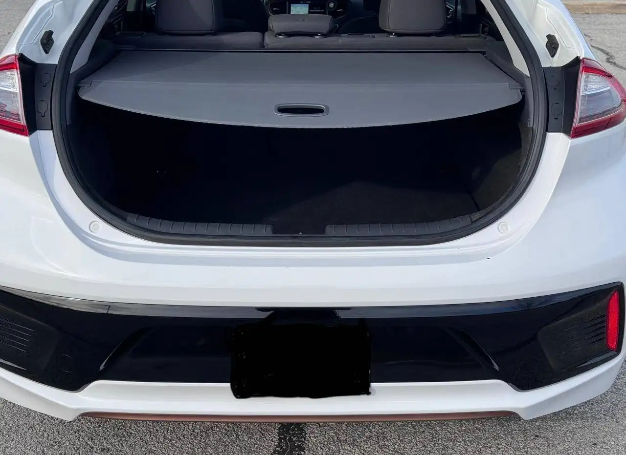 Hyundai IONIQ снимка Hyundai IONIQ