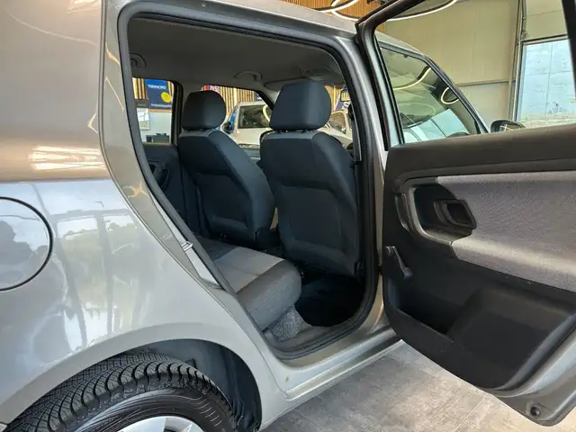 Skoda Fabia view 21