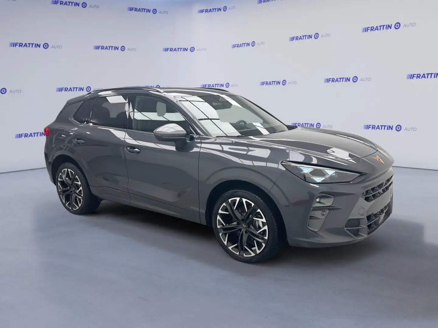 CUPRA Terramar 1.5 e-Hybrid DSG Impulse Grigio - 2