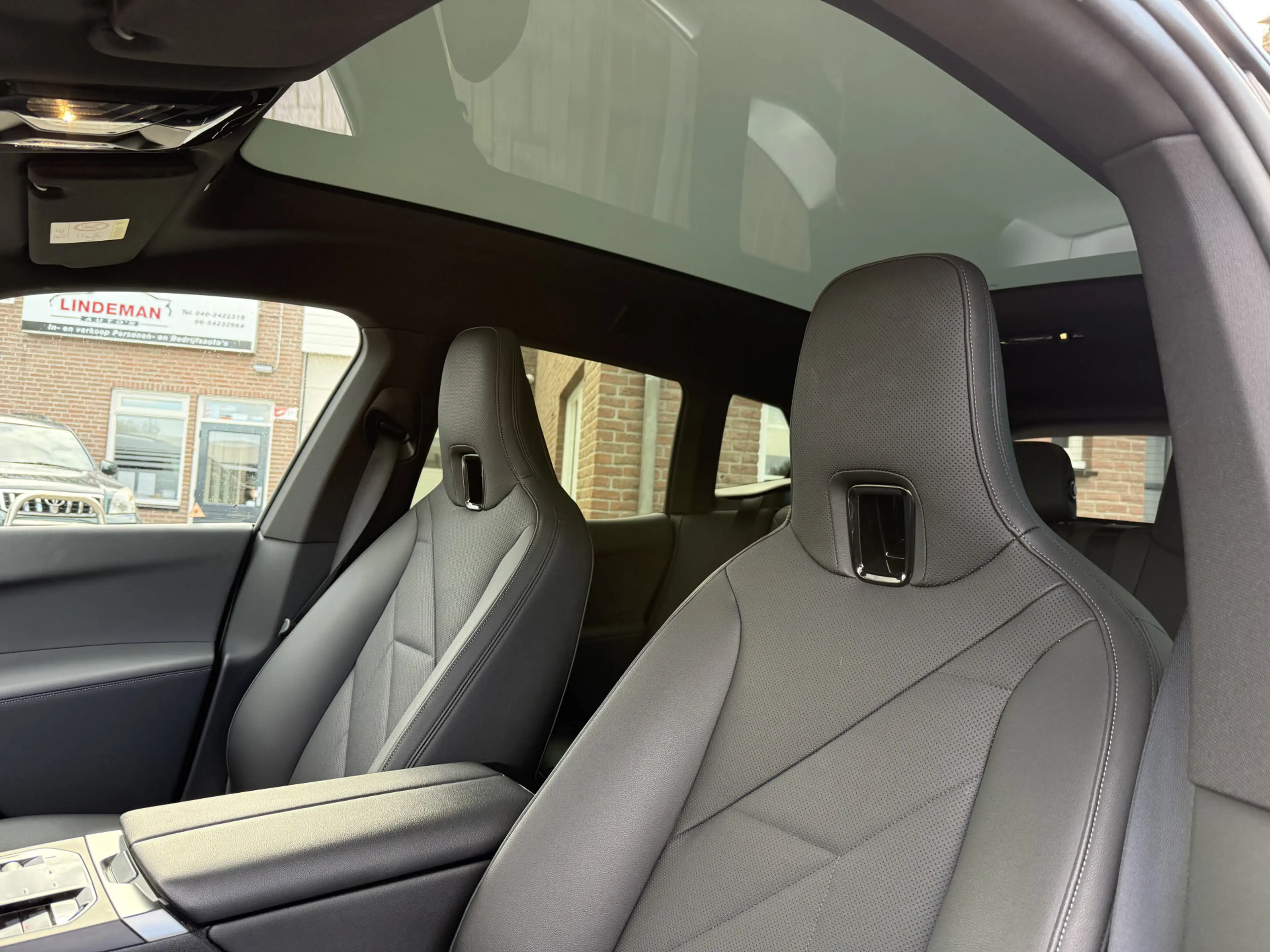 BMW iX xDrive40 Exec. Panoramadak Head-Up 21" Org. Nederl — photo 6