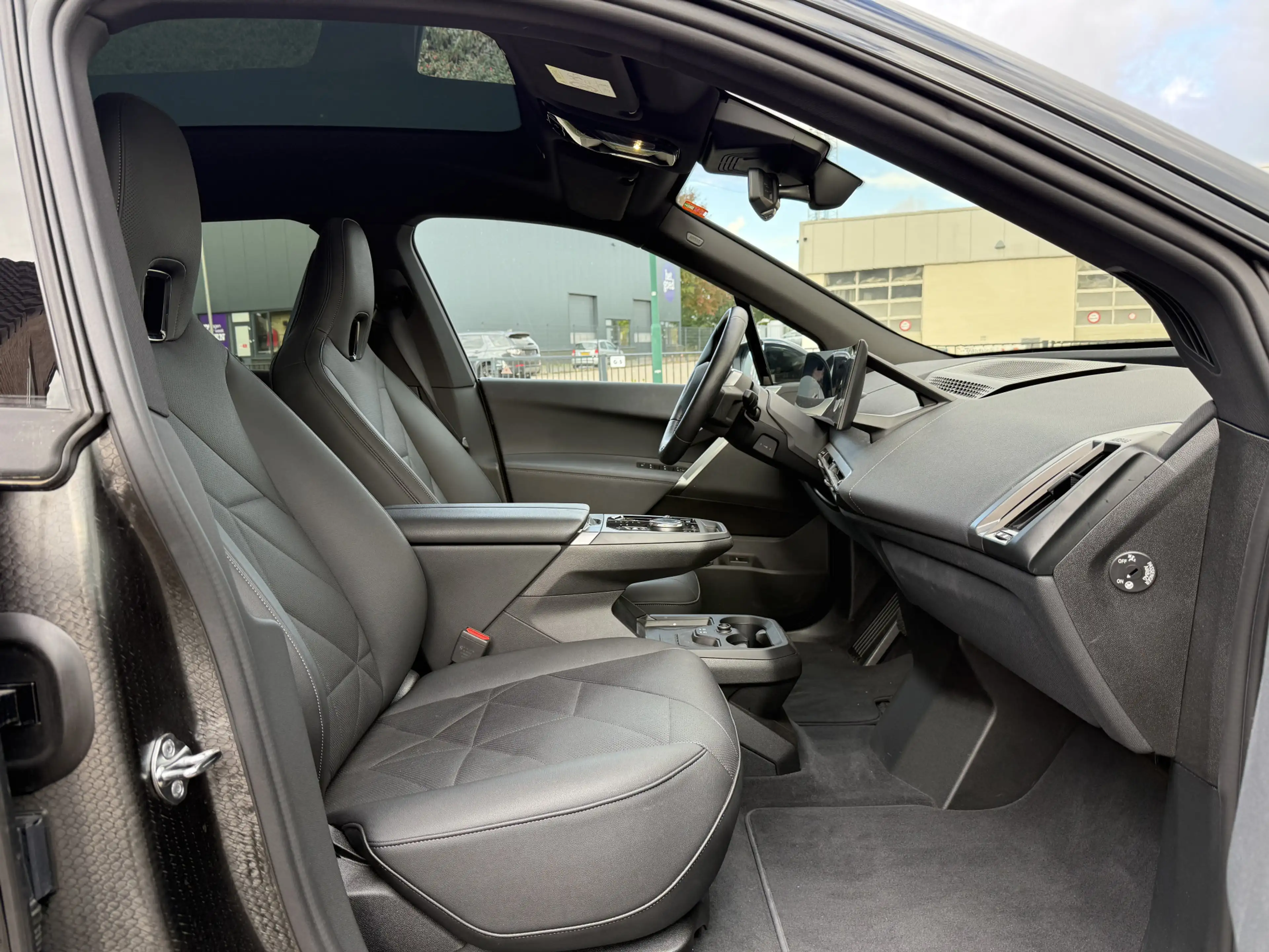 BMW iX xDrive40 Exec. Panoramadak Head-Up 21" Org. Nederl — photo 4