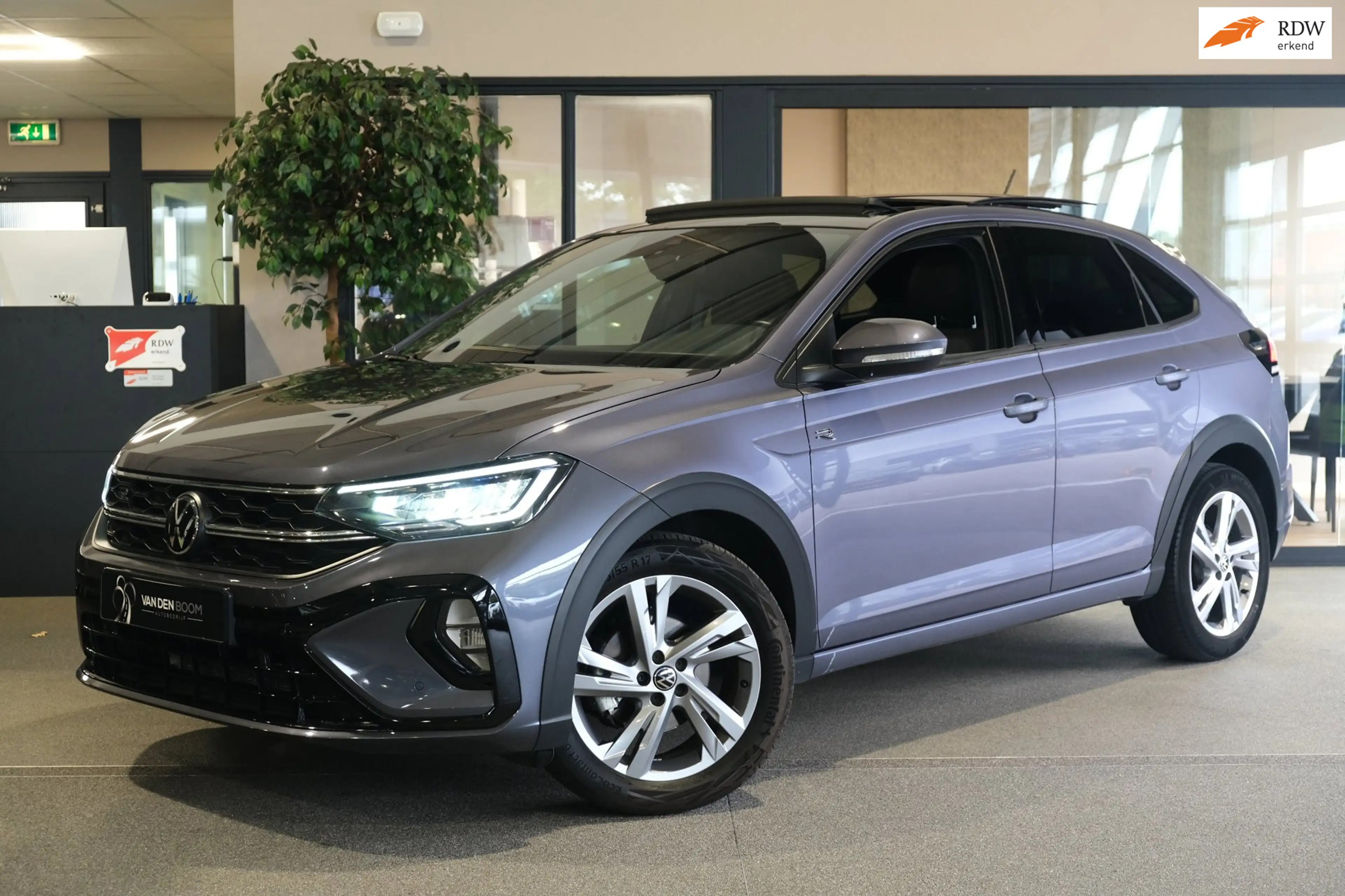Volkswagen Taigo 1.0 TSI R-Line DSG Pano Carplay Led Virtual Acc Pd