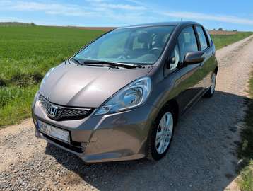 Jazz 1.4 i-VTEC CVT Trend