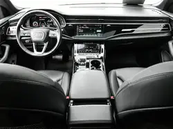 Audi Q8 снимка Audi Q8