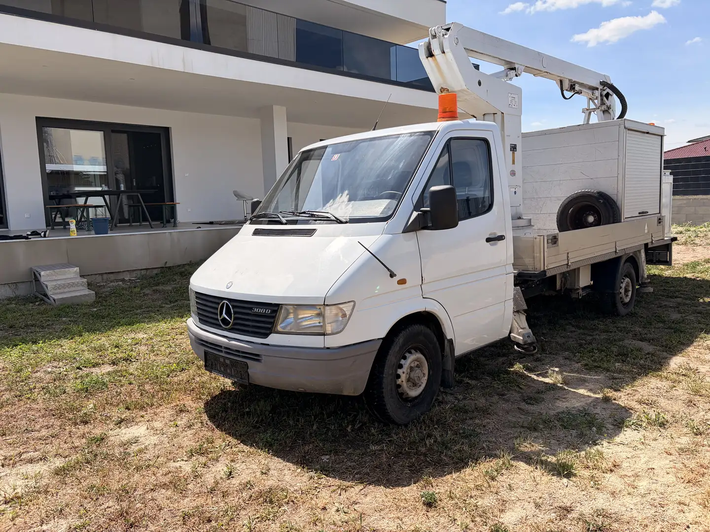 Mercedes-Benz Sprinter 308 D 3,5 t  Hubarbeitsbühne - 2