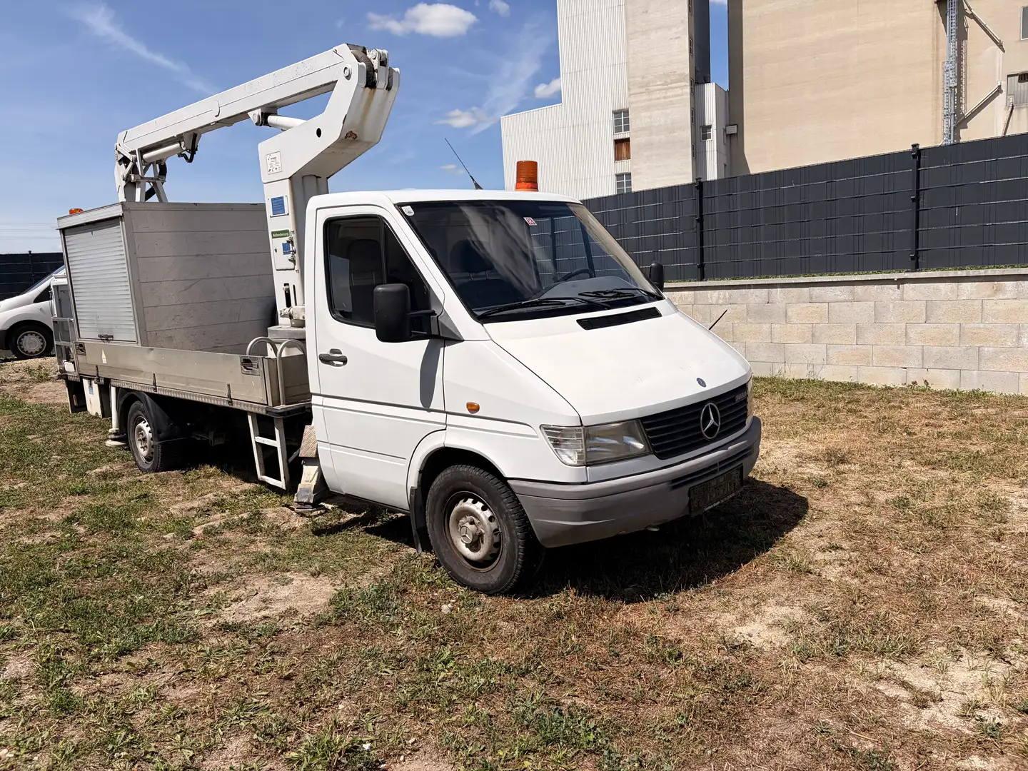 Mercedes-Benz Sprinter 308 D 3,5 t  Hubarbeitsbühne - 1