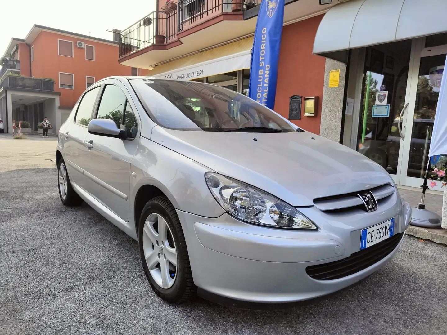 Peugeot 307 5p 1.6 16v XT auto - 1