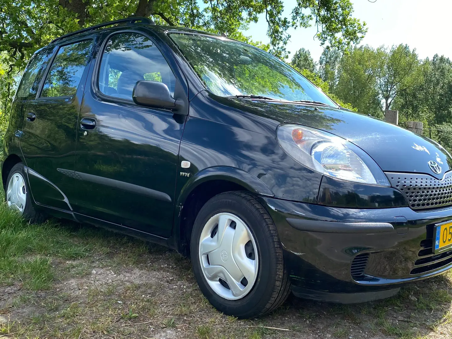 Toyota Yaris Yaris 1.3-16V VVT-i Sol - 2