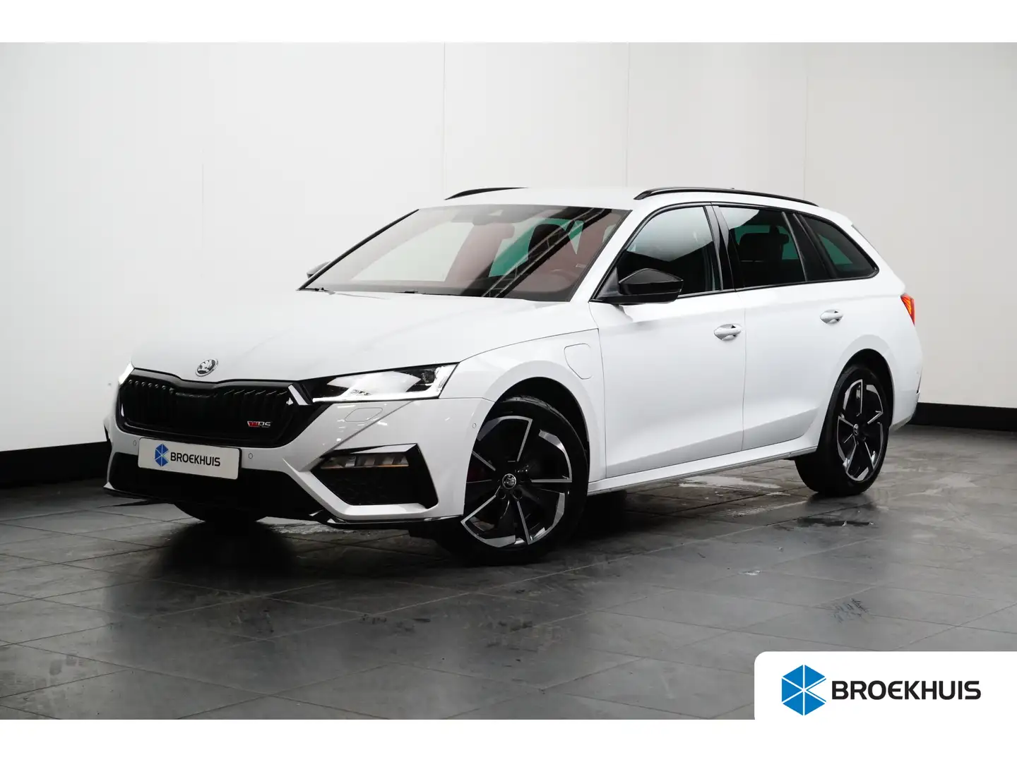 Skoda Octavia Combi 1.4 TSI RS iV PHEV 245PK Business TREKHAAK | Wit - 1