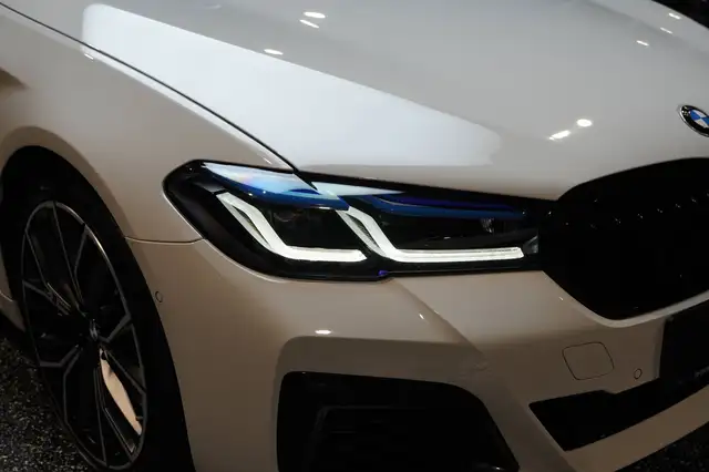 BMW 540 540i M Sport LCI *LASER*H&K*TAUSCH*LEASING* Ansicht 4