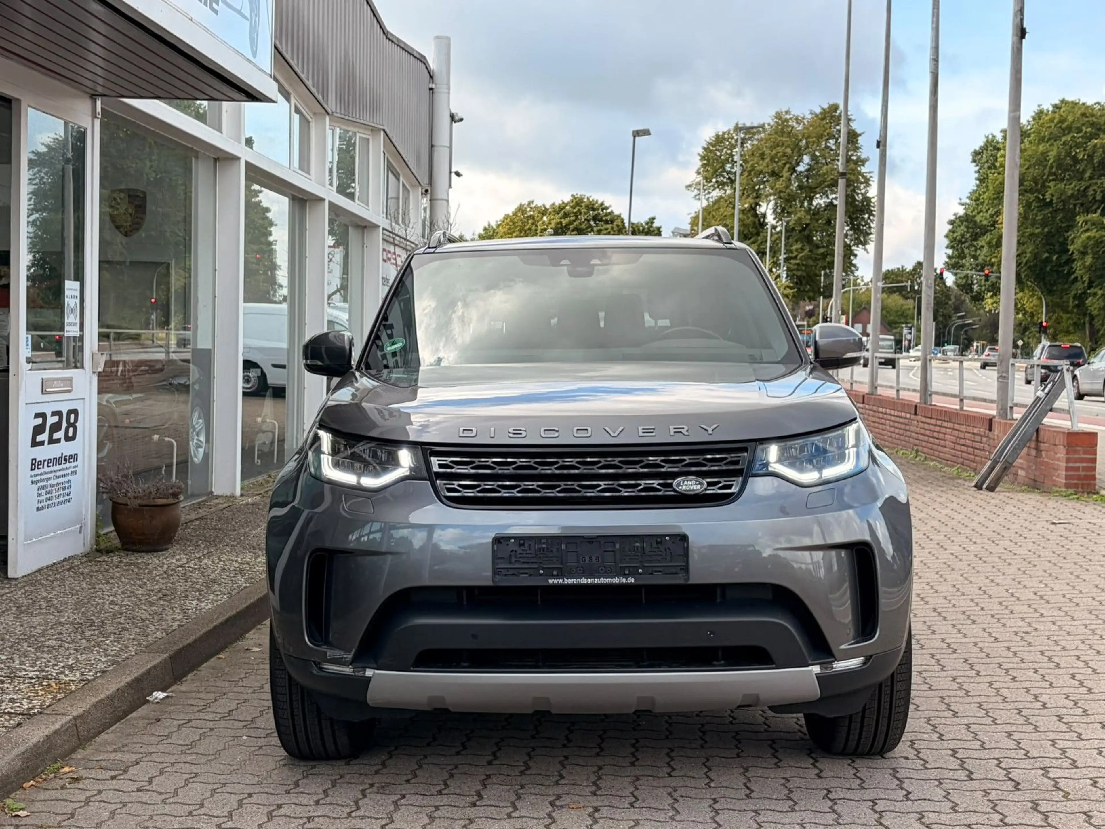 Land Rover Discovery 5 HSE SD4 — photo 8