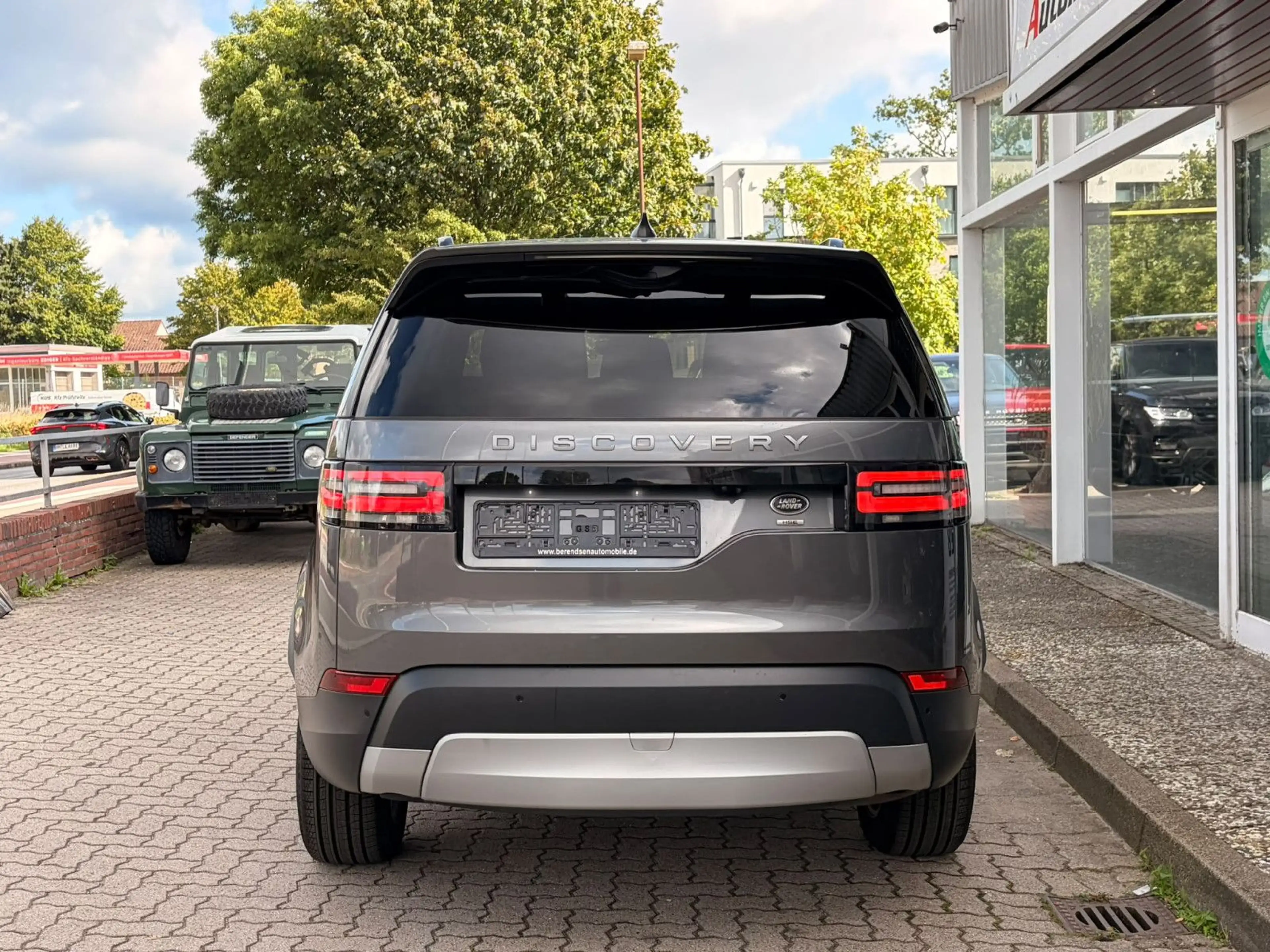 Land Rover Discovery 5 HSE SD4 — photo 4