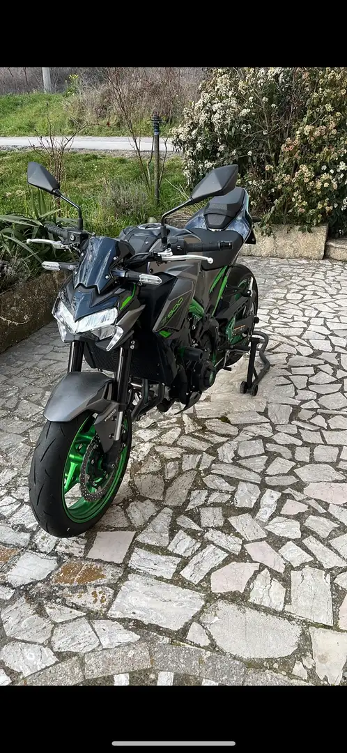 Kawasaki Z 900 Verde - 1