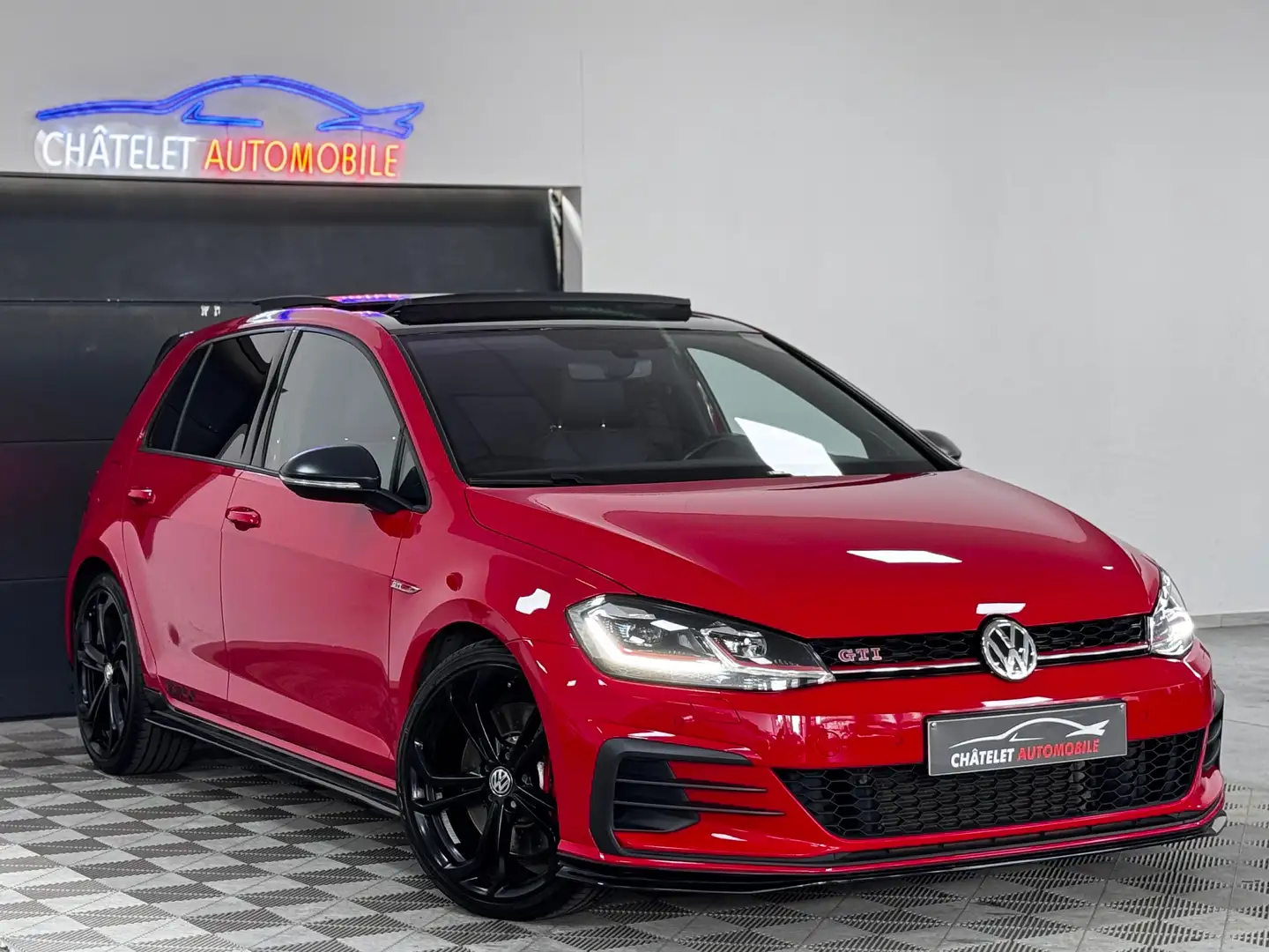 Volkswagen Golf GTI 2.0 TSI//TCR//7.5//DYNAUDIO//CUIR//GARANTIE Rouge - 1