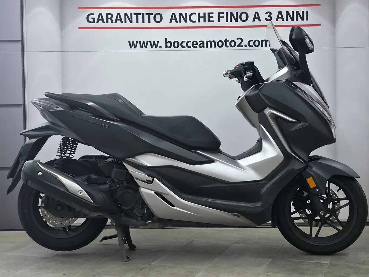 Honda Forza 300