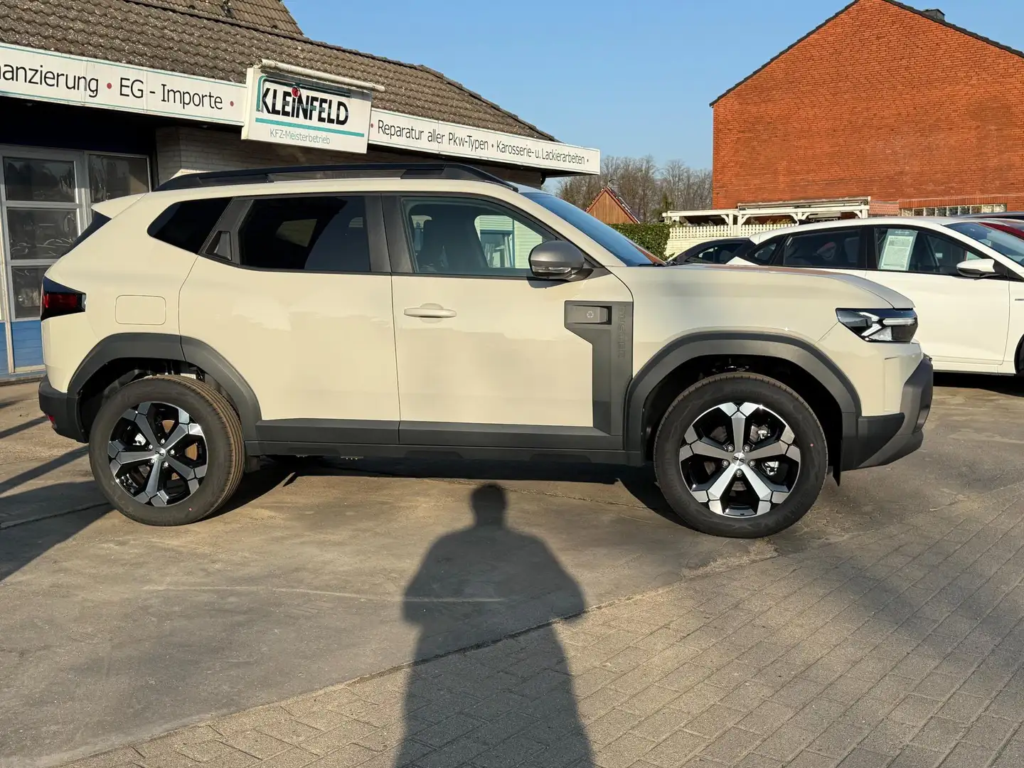 Dacia Duster 1.6 SCE Hybrid 140PS Automatik Extreme Lenkradh... - 2
