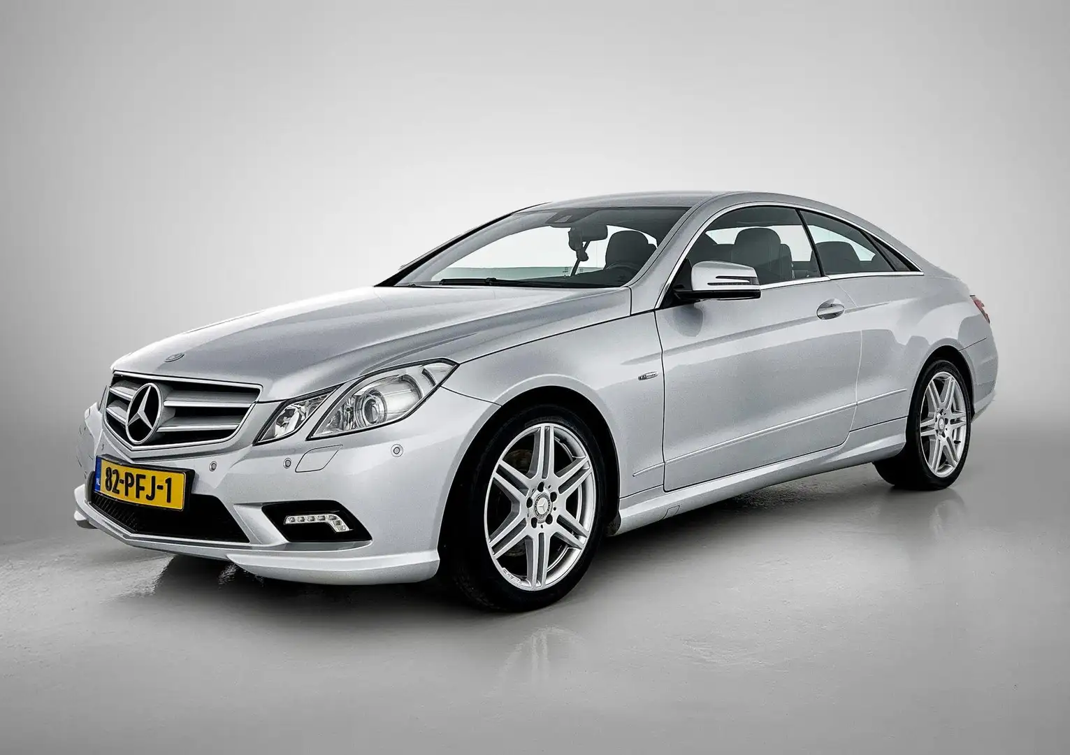 Mercedes-Benz E 200 Coupé CGI Avantgarde (NL-auto, Goed onderH, Navi, Grigio - 1