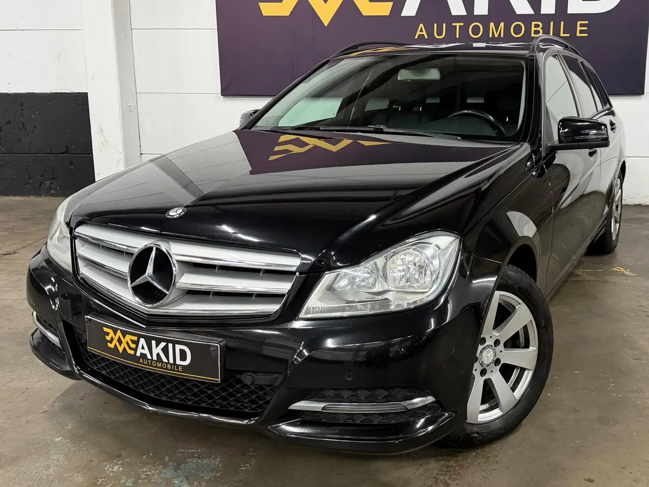 Mercedes-Benz C 180