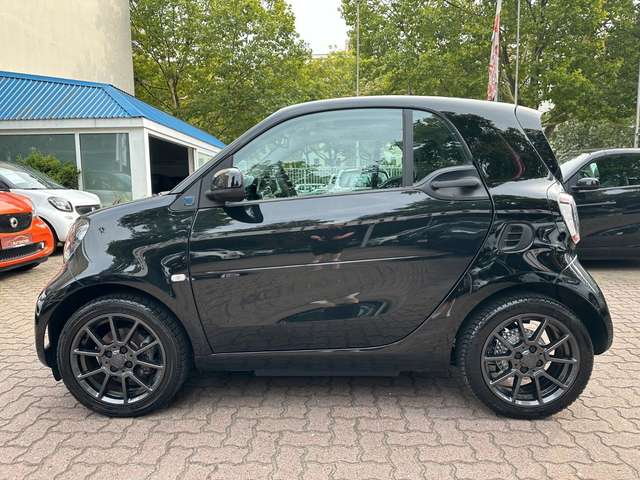 smart forTwo fortwo EQ 60kW*EXCL*PANO*NAVI*JBL*PTS*KAM*22kW*