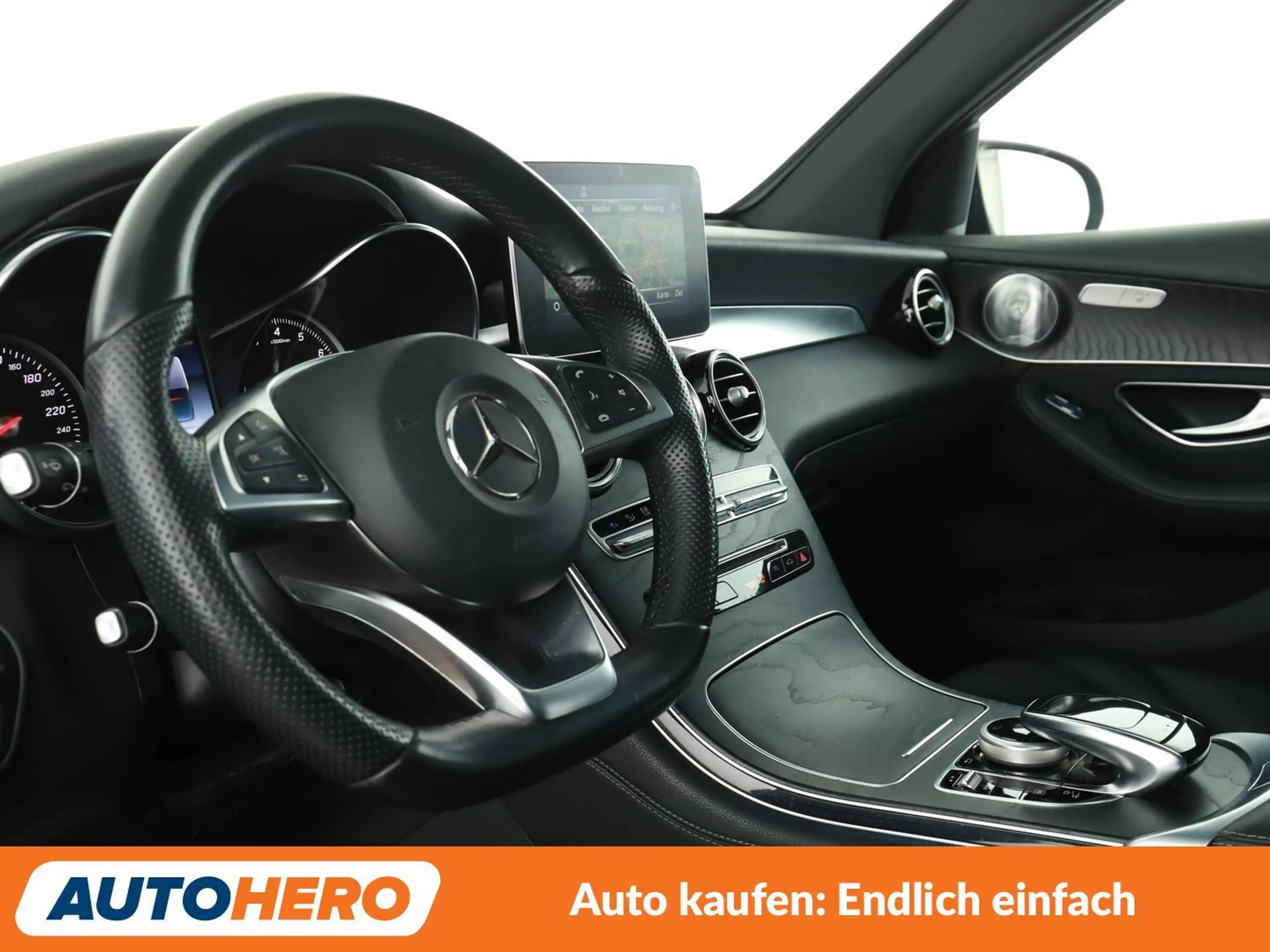 Mercedes-Benz GLC 350 e 4Matic AMG Line Aut.*NAVI*360*SHZ* — photo 11