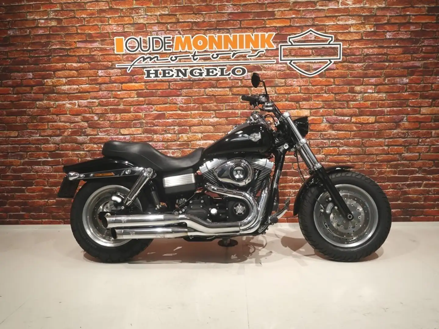 Harley-Davidson Dyna Fat Bob FXDF 1580 Noir - 1
