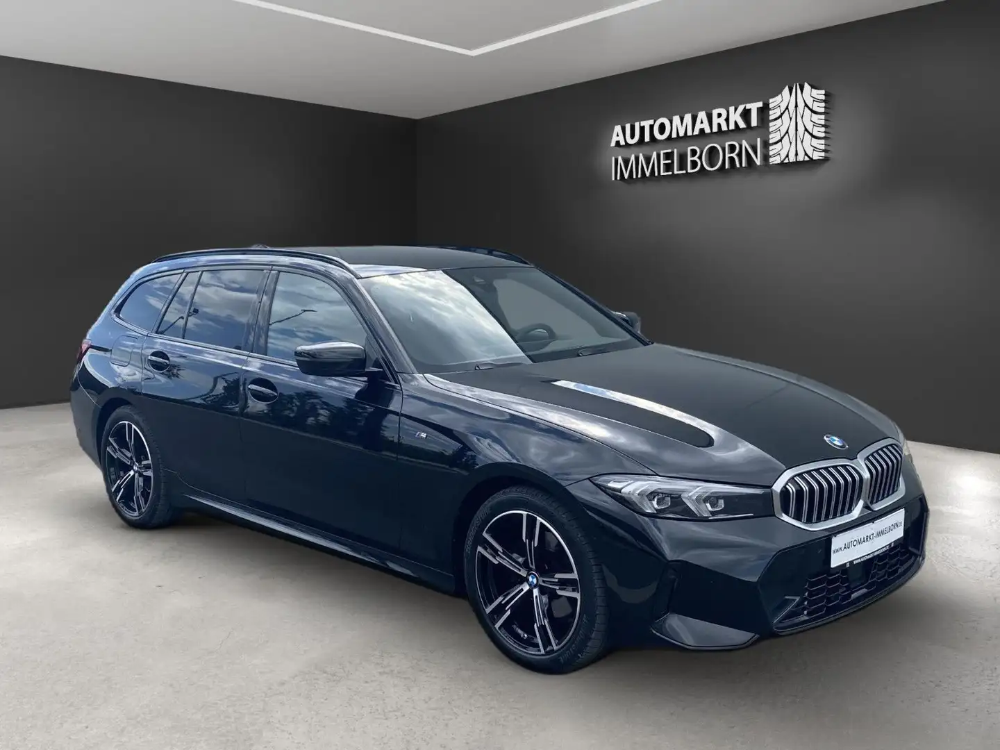 BMW 320 d xD M Sport Wides*STHZG*Kamera*ACC*Dispkey Noir - 1