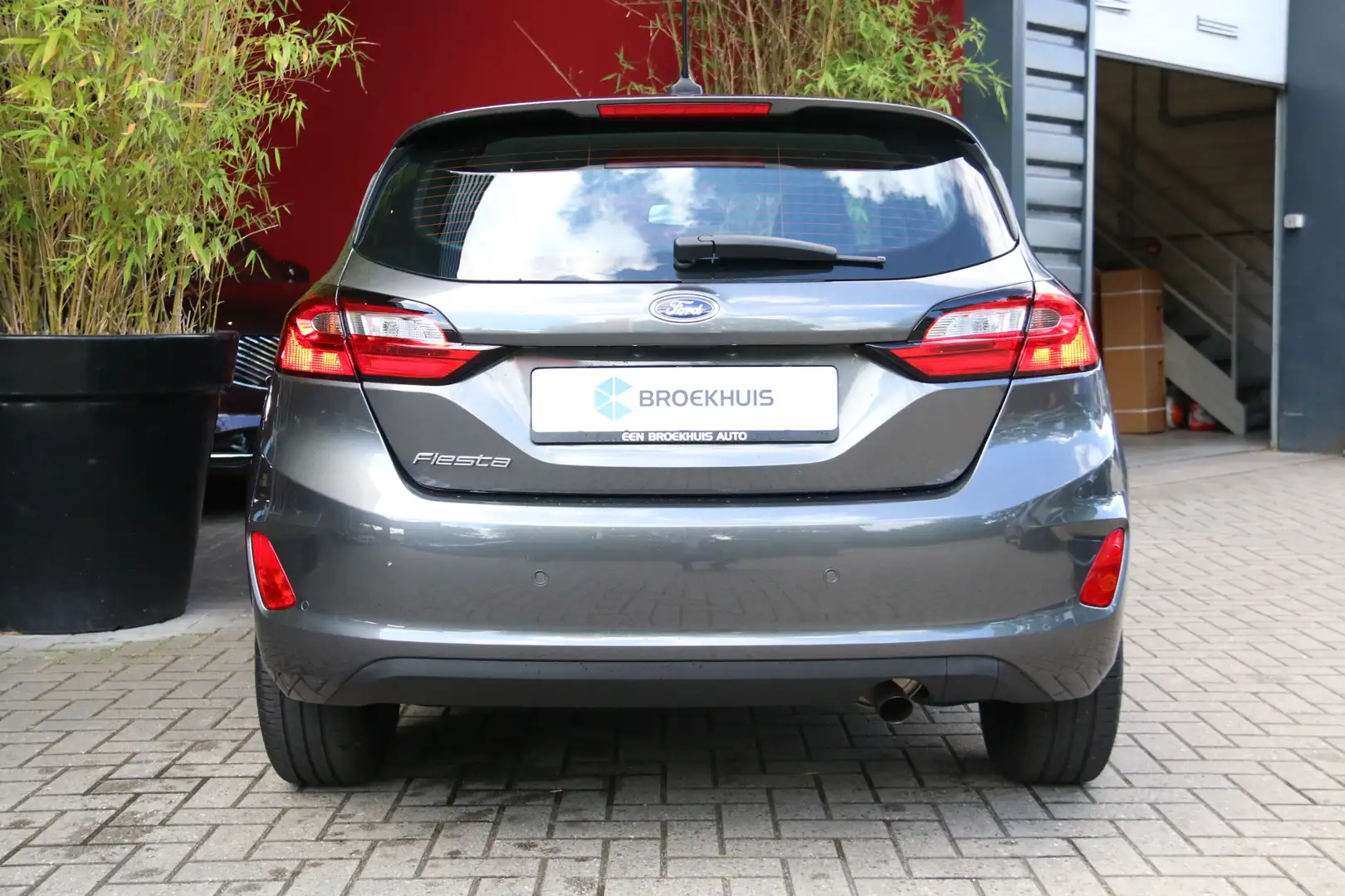 Ford Fiesta 1.0 EcoBoost Titanium | Stuur/stoelverwarming | Ca Grijs - 2