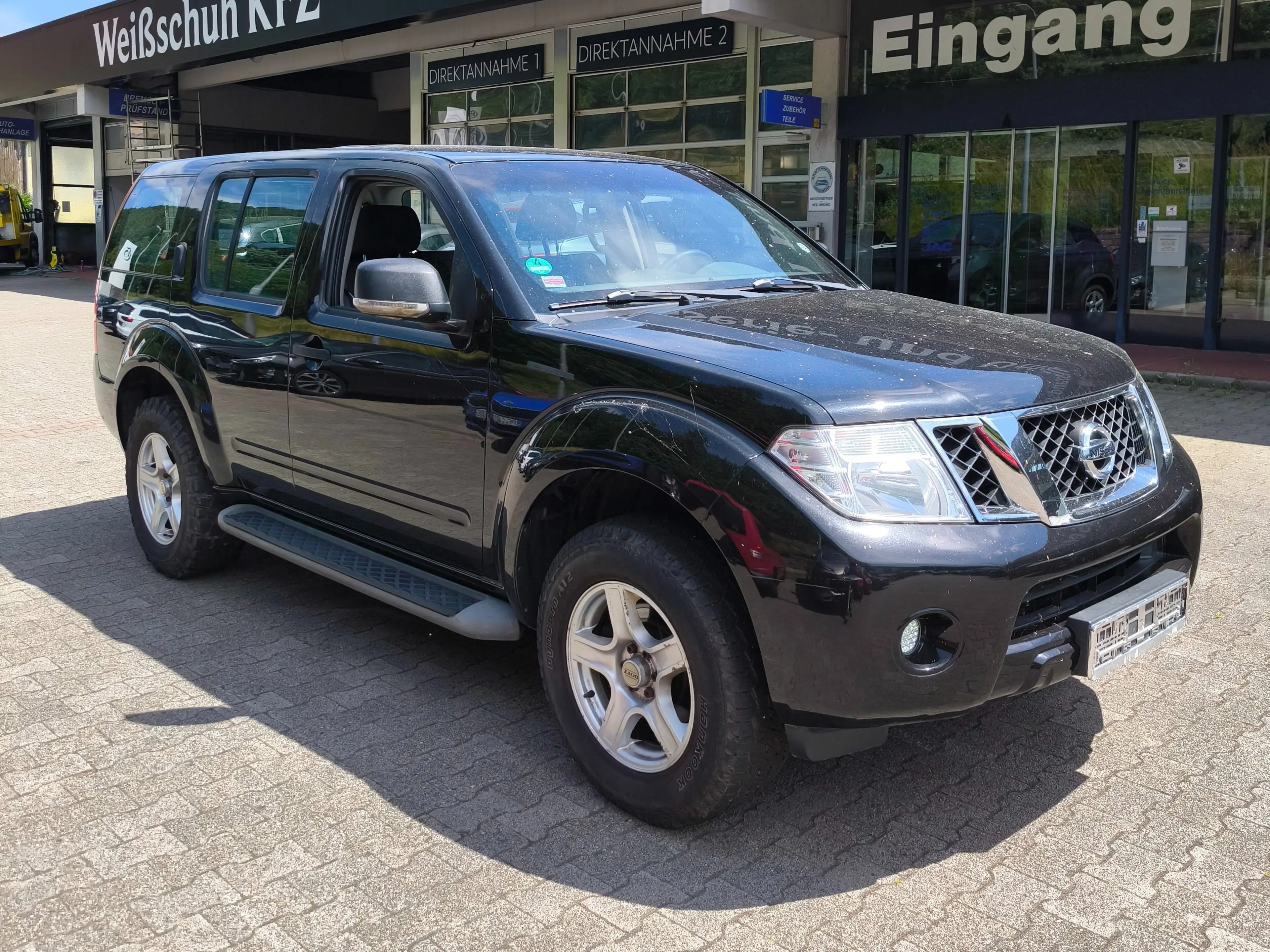 Nissan Pathfinder 2.5 dCi XE