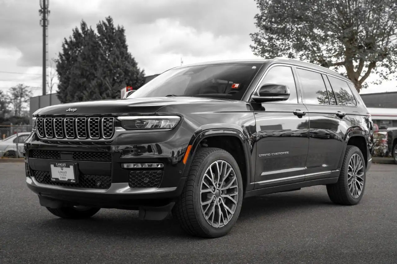 Jeep Grand Cherokee снимка Jeep Grand Cherokee