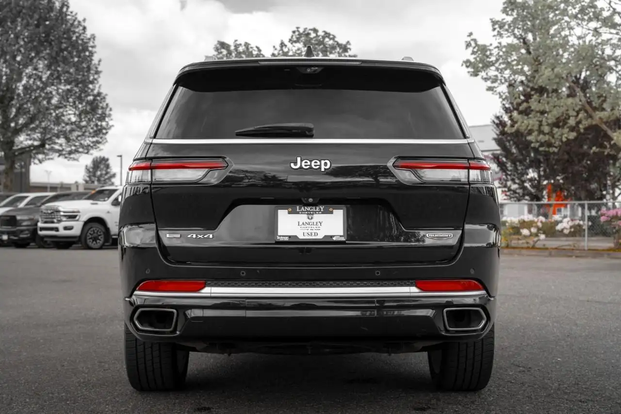 Jeep Grand Cherokee снимка Jeep Grand Cherokee