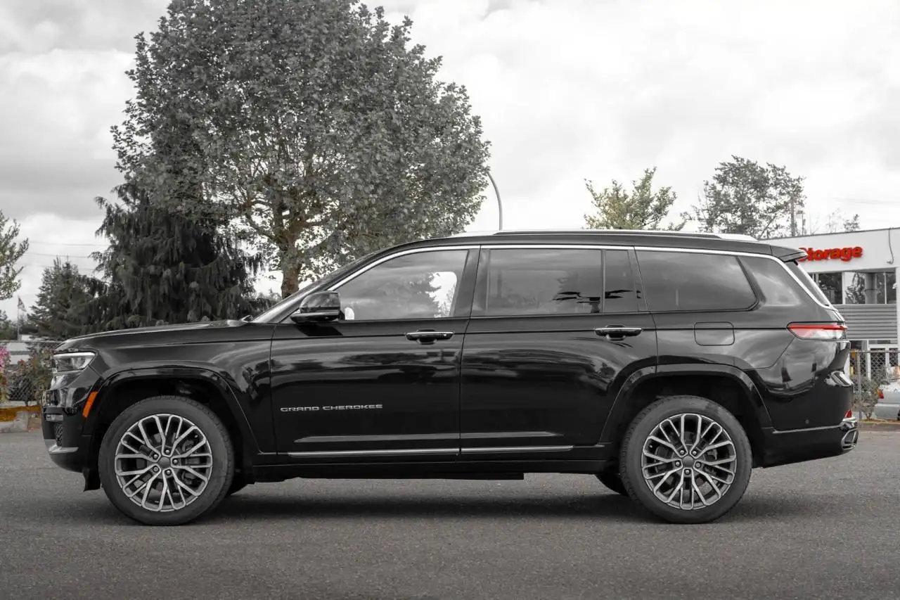 Jeep Grand Cherokee снимка Jeep Grand Cherokee