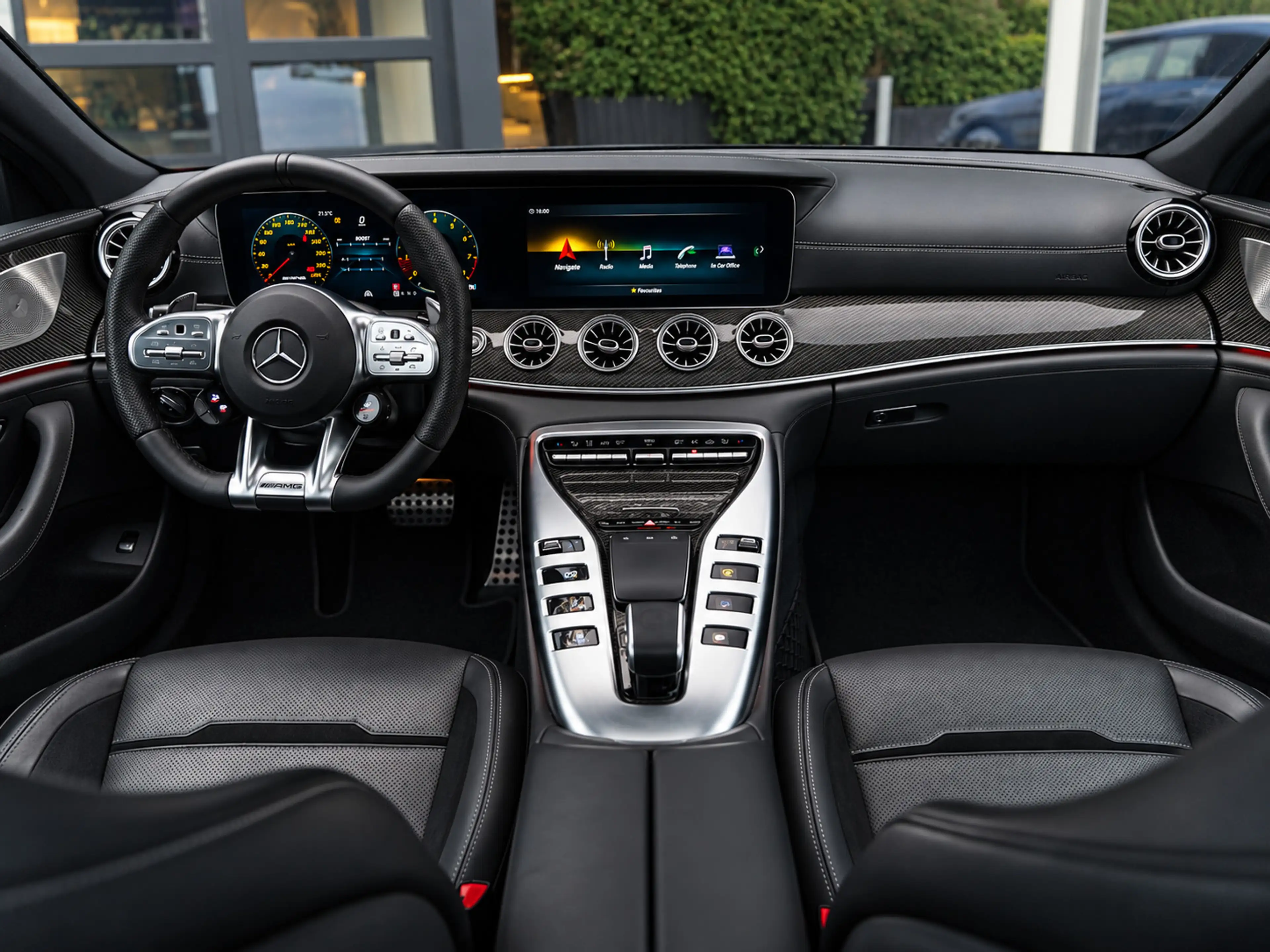 Mercedes-Benz AMG GT 4-Door Coupe AMG 63 S 4MATIC+ Premium Plus — photo 10